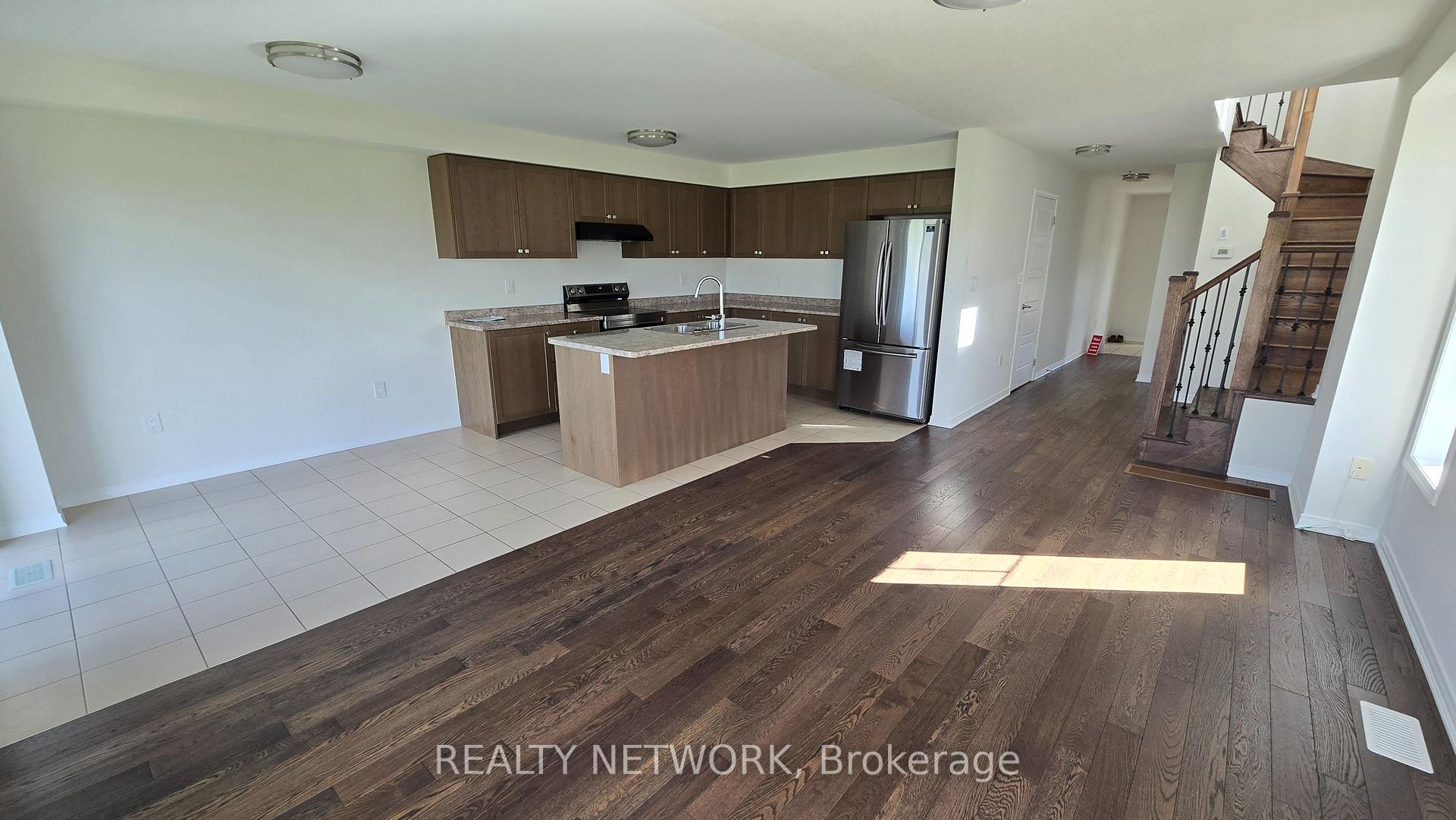 Photo 8 of 11 Armes Street, Hamilton, Binbrook — HOMEH