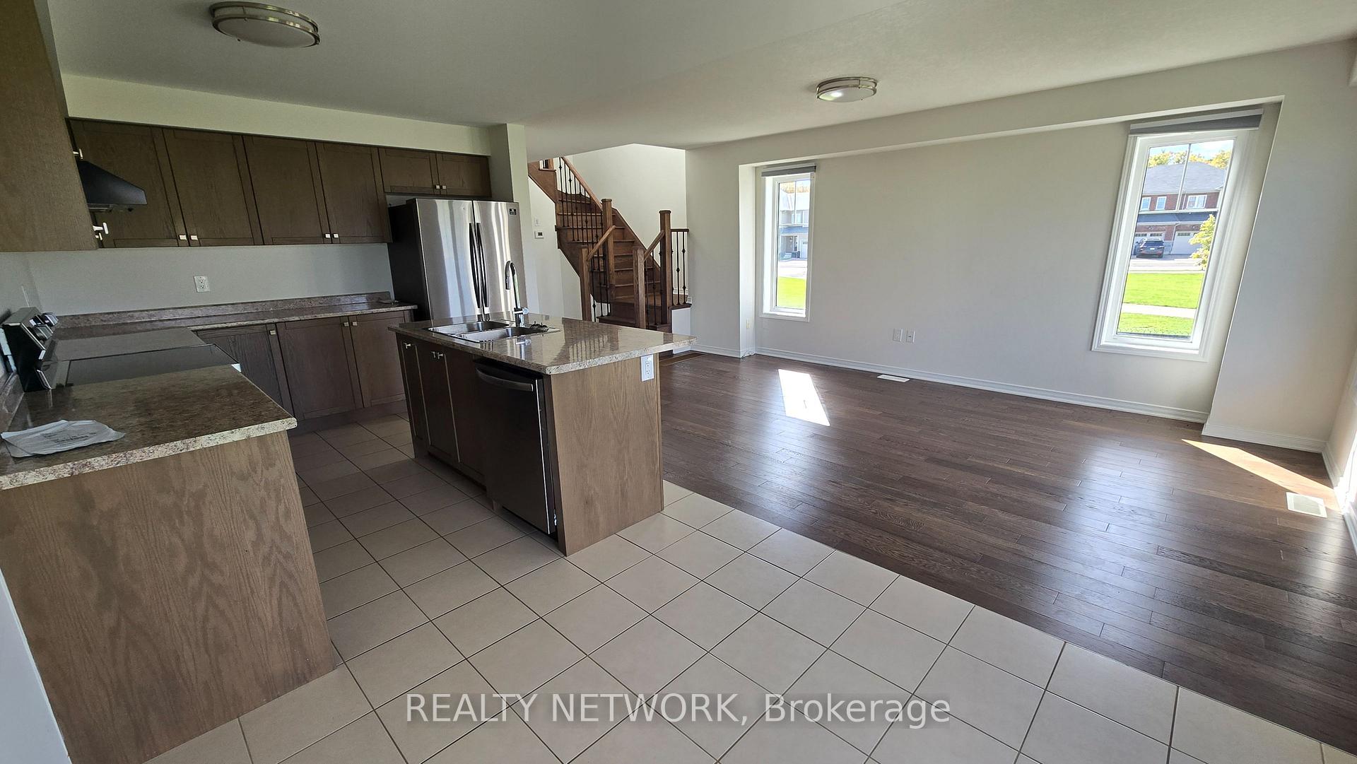 Photo 9 of 11 Armes Street, Hamilton, Binbrook — HOMEH