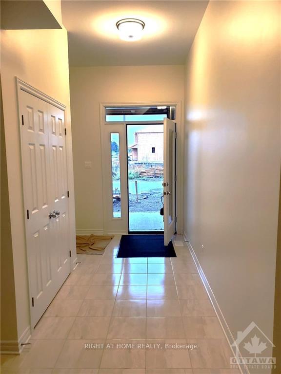 Photo 3 of 58 Mandevilla Crescent, Ottawa, Blossom Park/Kemp Park/Findlay Creek — HOMEH