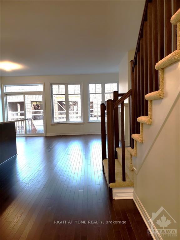 Photo 4 of 58 Mandevilla Crescent, Ottawa, Blossom Park/Kemp Park/Findlay Creek — HOMEH