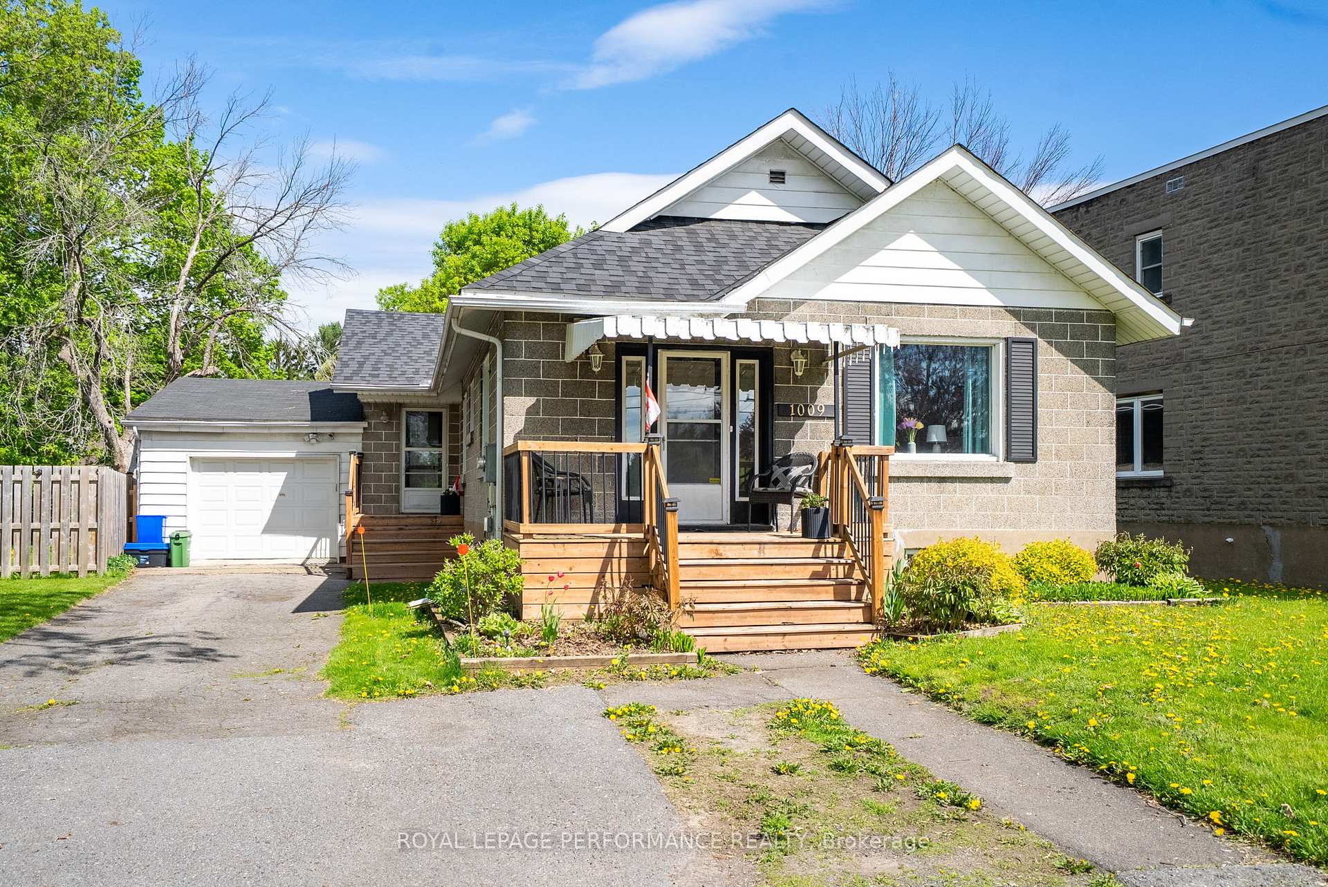 Photo 3 of 1009 2nd Street W, Cornwall — HOMEH