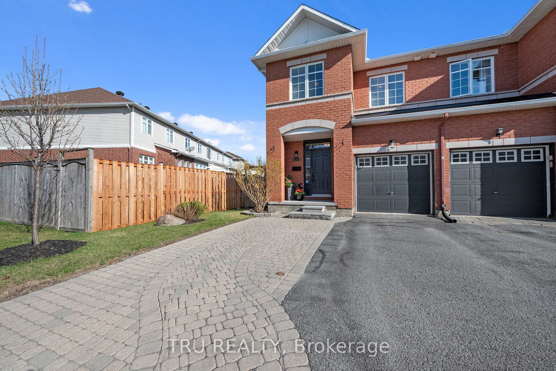 Photo 2 of 105 Deercroft Avenue, Ottawa, Barrhaven - Longfields — HOMEH