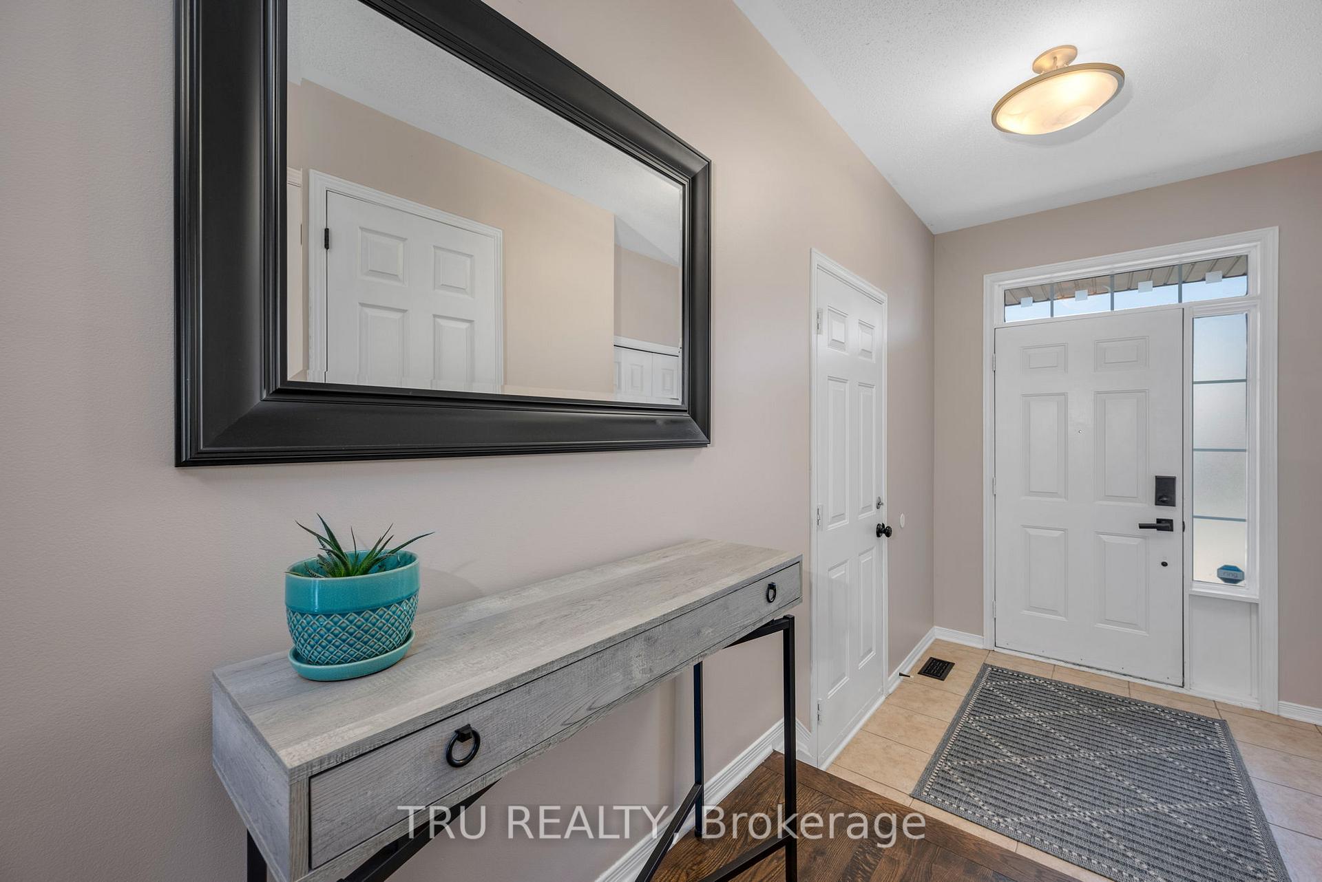 Photo 3 of 105 Deercroft Avenue, Ottawa, Barrhaven - Longfields — HOMEH