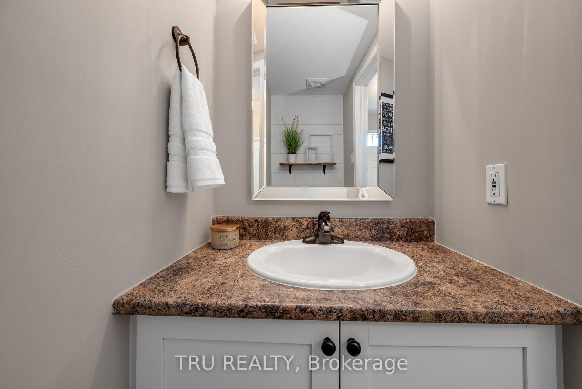 Photo 19 of 105 Deercroft Avenue, Ottawa, Barrhaven - Longfields — HOMEH