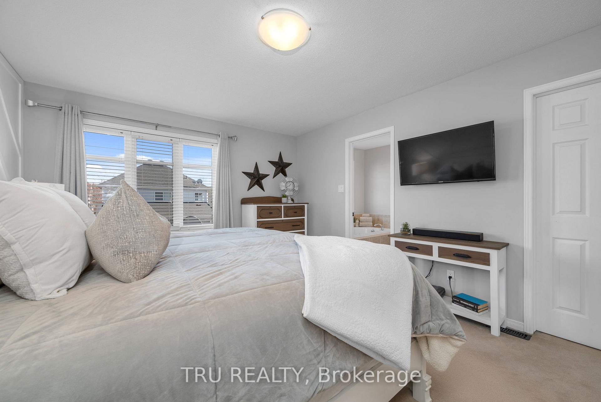 Photo 21 of 105 Deercroft Avenue, Ottawa, Barrhaven - Longfields — HOMEH