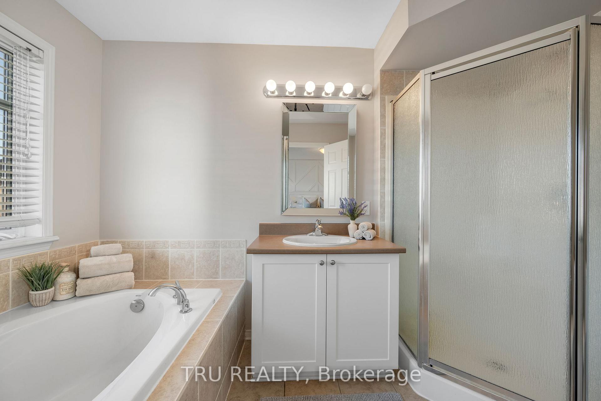 Photo 23 of 105 Deercroft Avenue, Ottawa, Barrhaven - Longfields — HOMEH