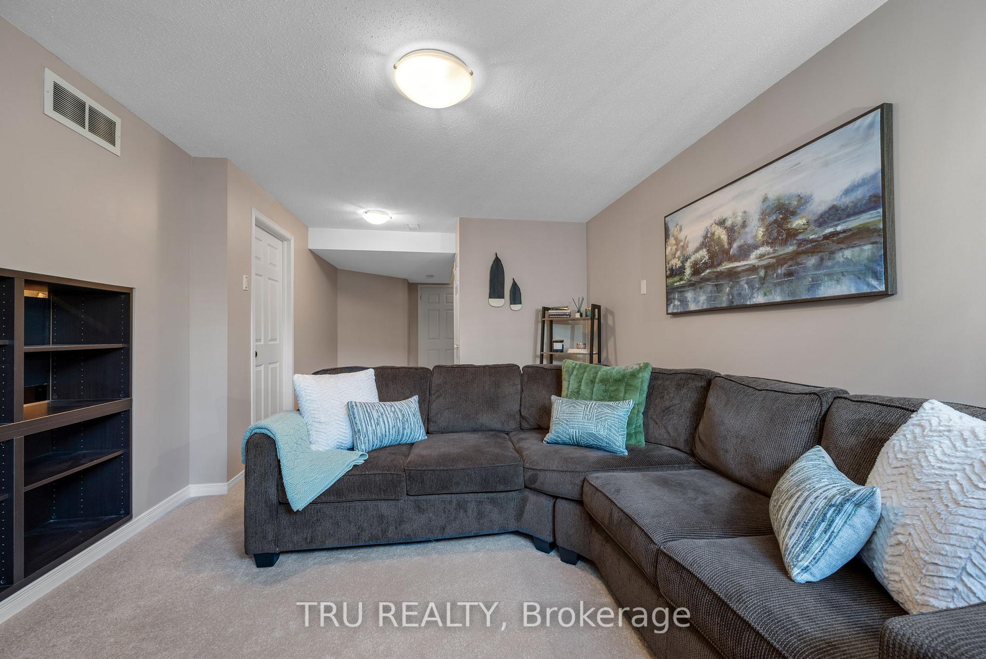 Photo 35 of 105 Deercroft Avenue, Ottawa, Barrhaven - Longfields — HOMEH