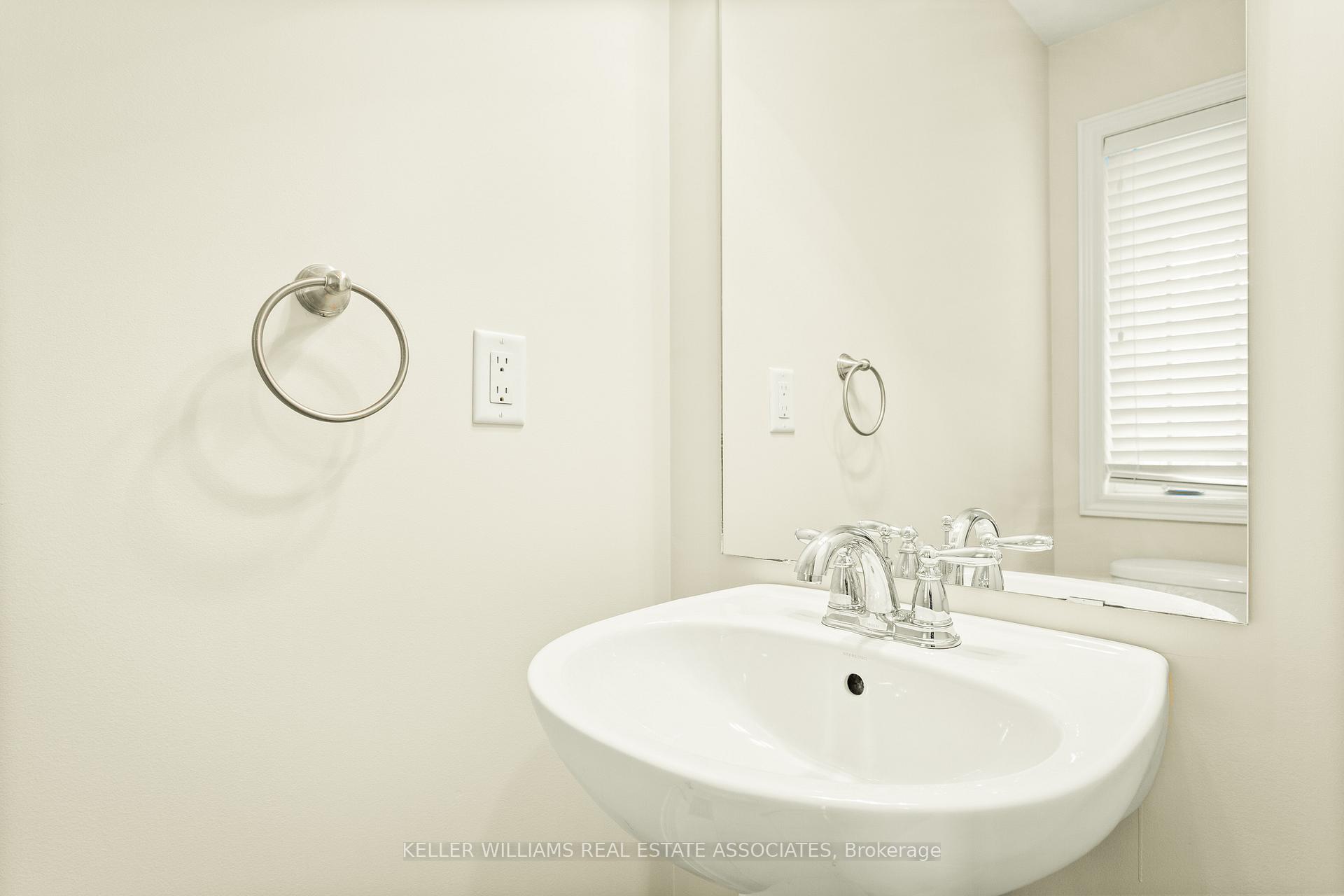 Photo 6 of Unit 33, 6 Chestnut Drive, Grimsby, Grimsby West — HOMEH
