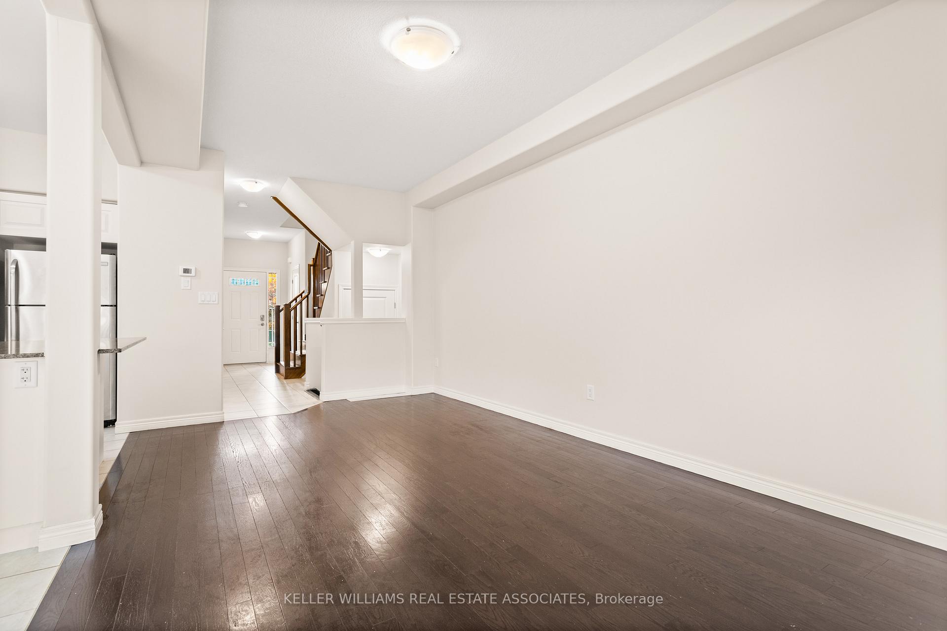 Photo 10 of Unit 33, 6 Chestnut Drive, Grimsby, Grimsby West — HOMEH