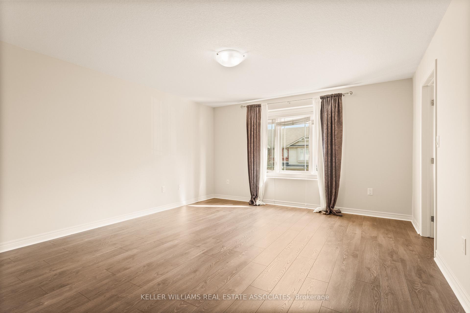 Photo 25 of Unit 33, 6 Chestnut Drive, Grimsby, Grimsby West — HOMEH