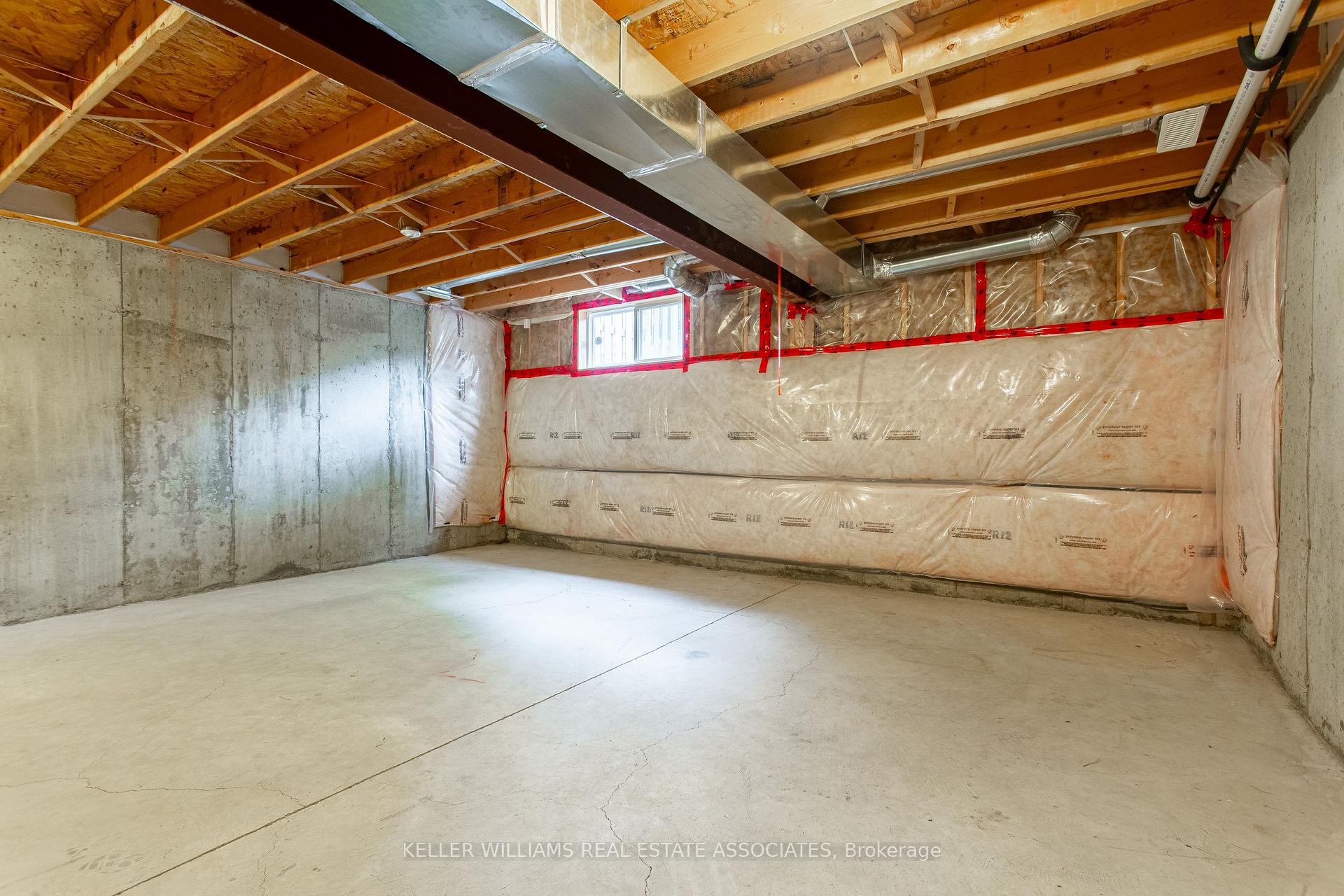Photo 31 of Unit 33, 6 Chestnut Drive, Grimsby, Grimsby West — HOMEH