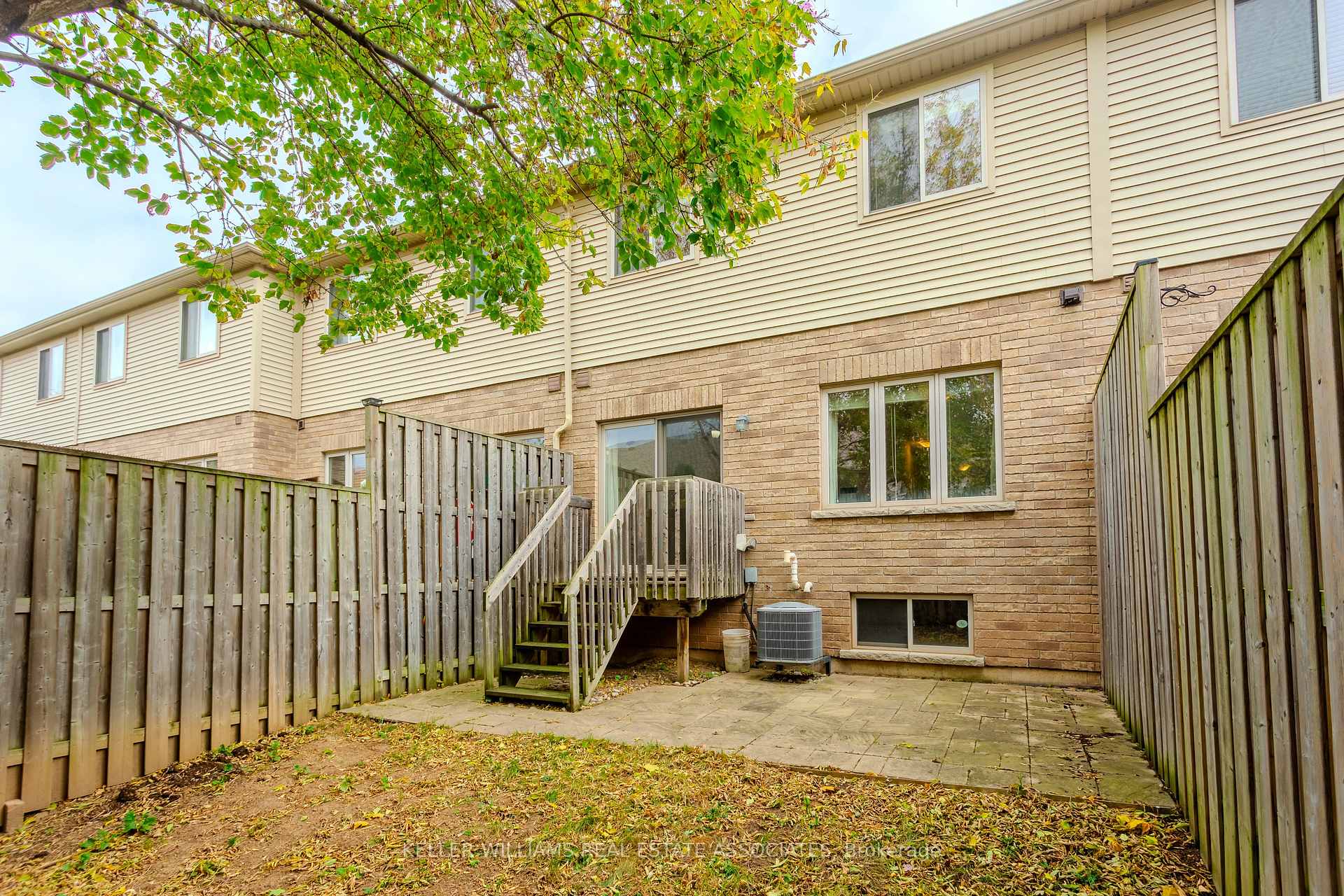Photo 32 of Unit 33, 6 Chestnut Drive, Grimsby, Grimsby West — HOMEH