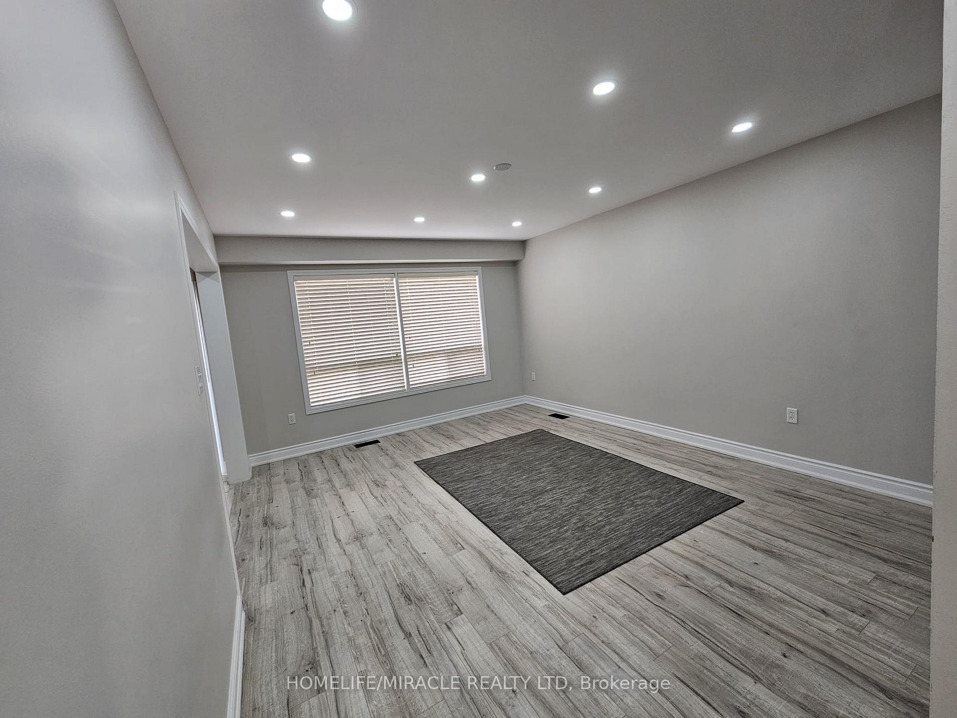 Photo 10 of 27 Pantano Place, Brampton, Credit Valley — HOMEH