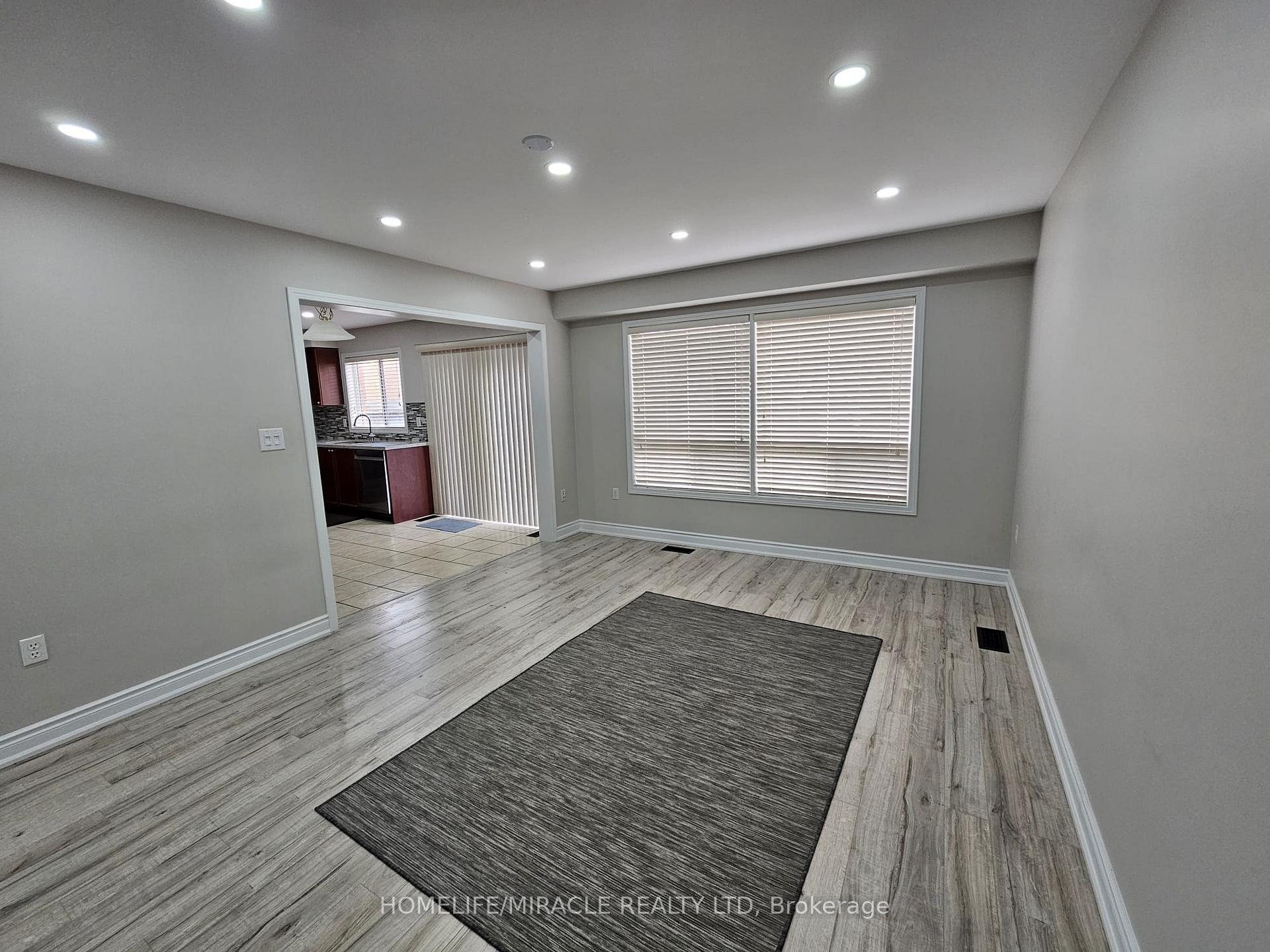 Photo 15 of 27 Pantano Place, Brampton, Credit Valley — HOMEH