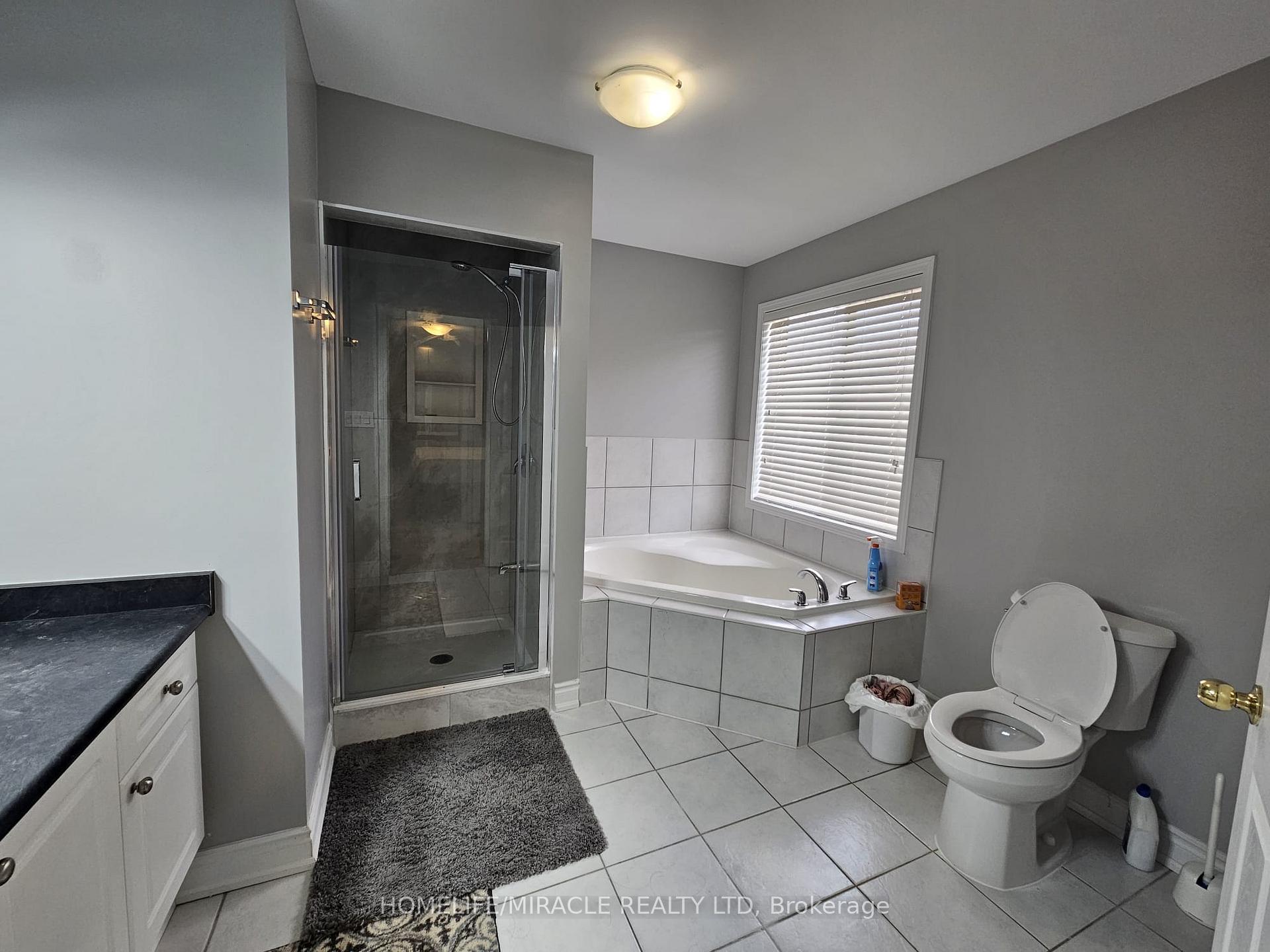 Photo 18 of 27 Pantano Place, Brampton, Credit Valley — HOMEH