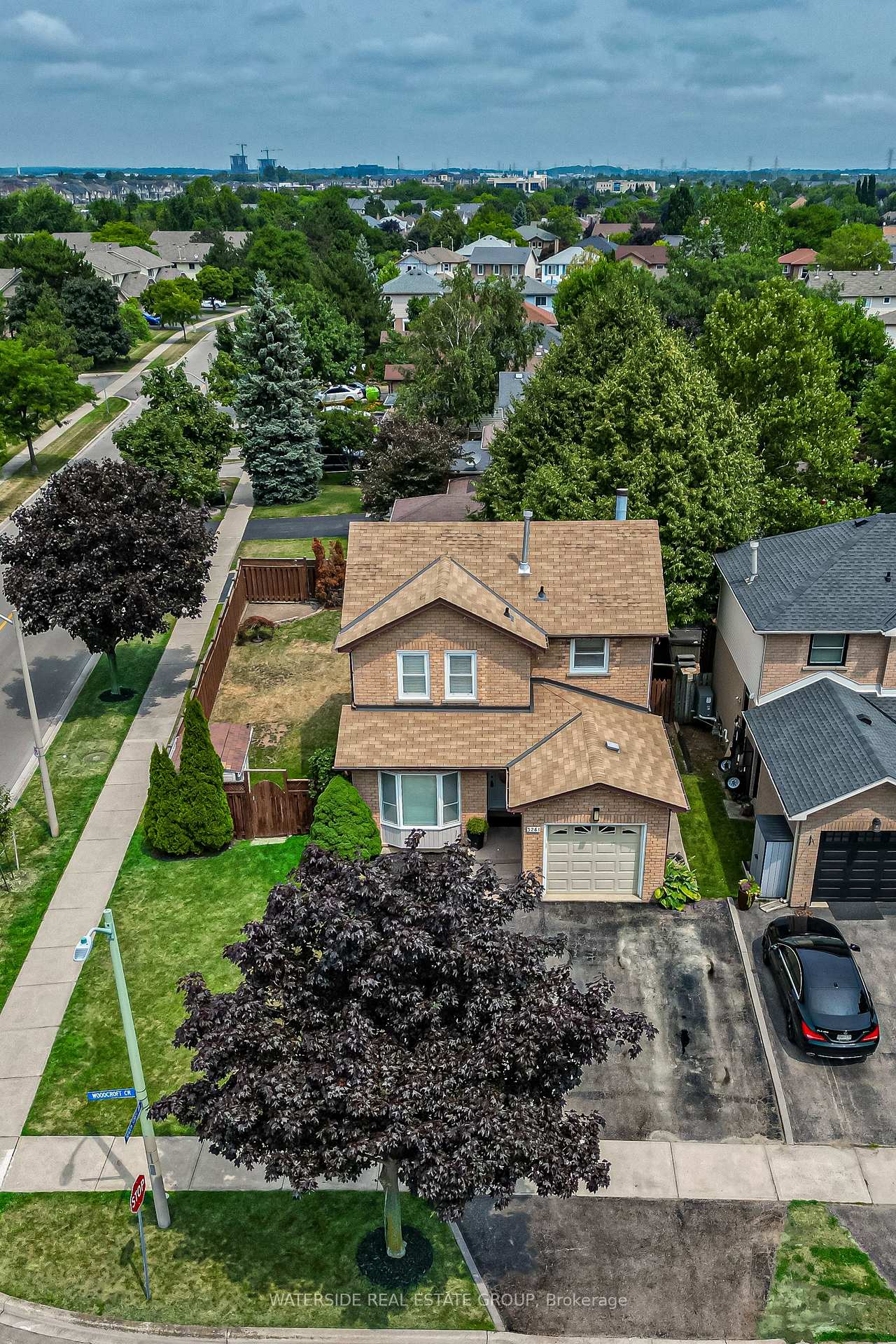 Photo 1 of 3261 Woodcroft Crescent, Burlington, Headon — HOMEH