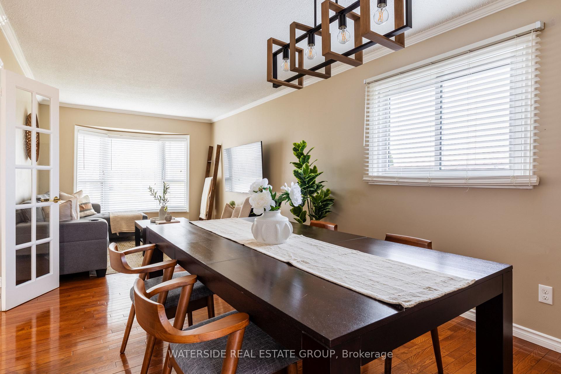 Photo 6 of 3261 Woodcroft Crescent, Burlington, Headon — HOMEH