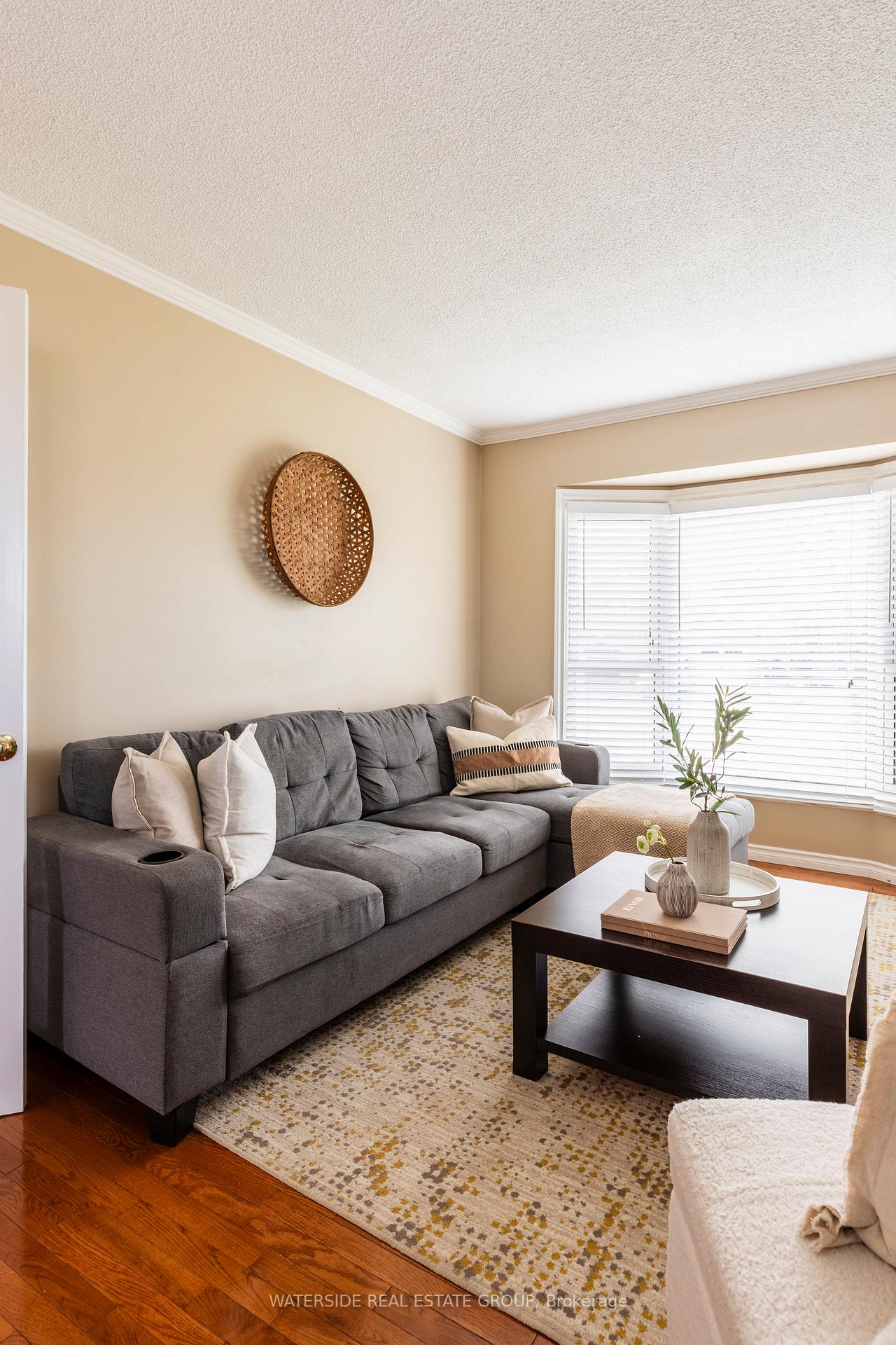 Photo 8 of 3261 Woodcroft Crescent, Burlington, Headon — HOMEH