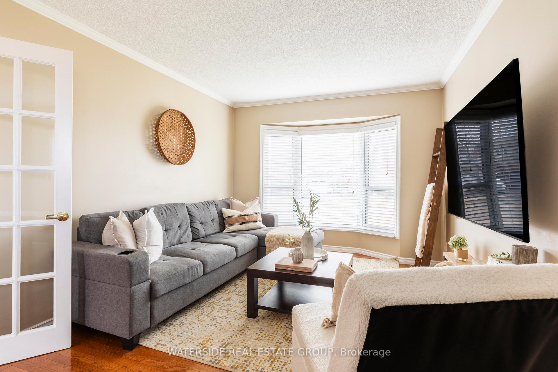 Photo 9 of 3261 Woodcroft Crescent, Burlington, Headon — HOMEH