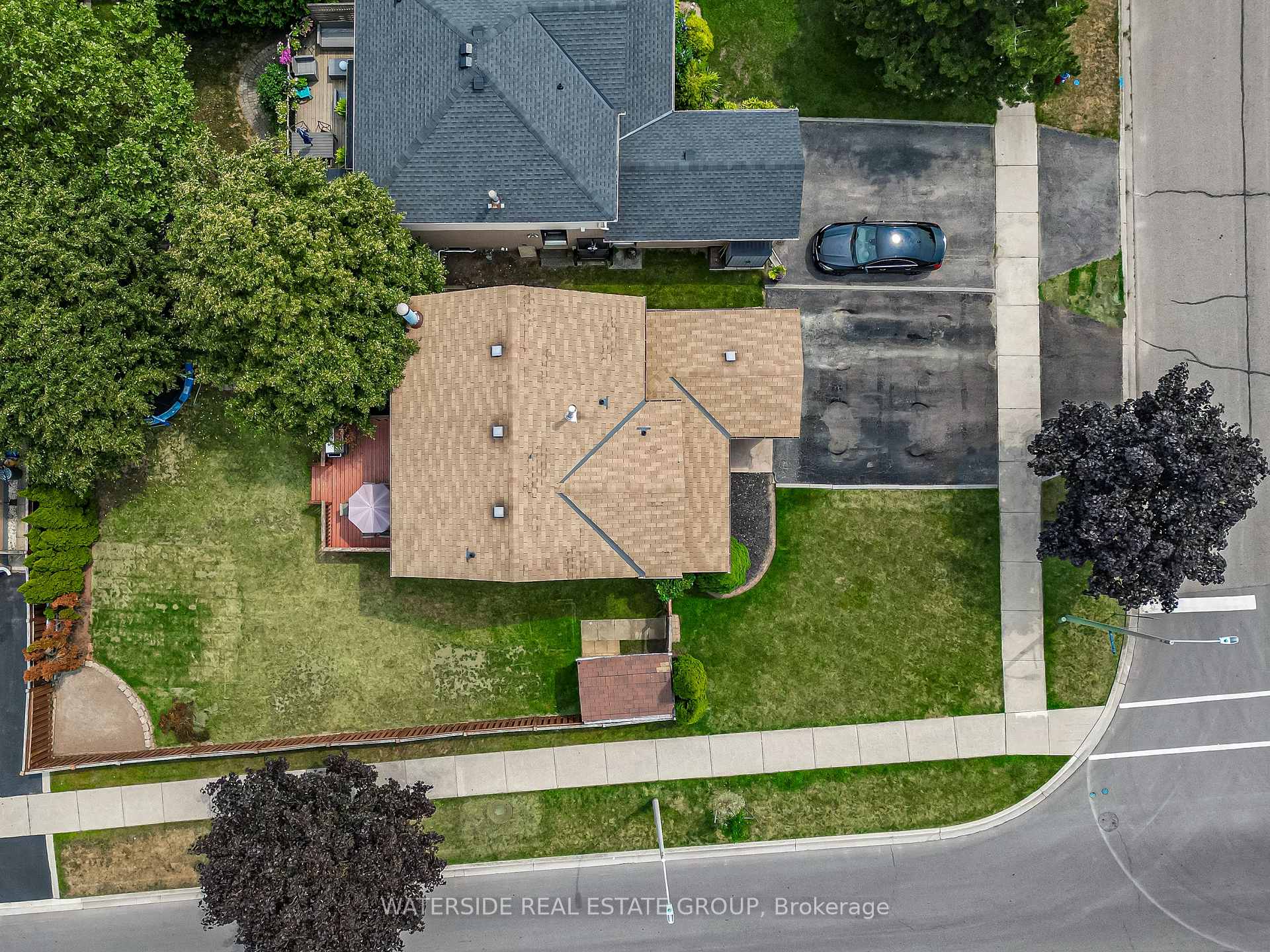 Photo 47 of 3261 Woodcroft Crescent, Burlington, Headon — HOMEH