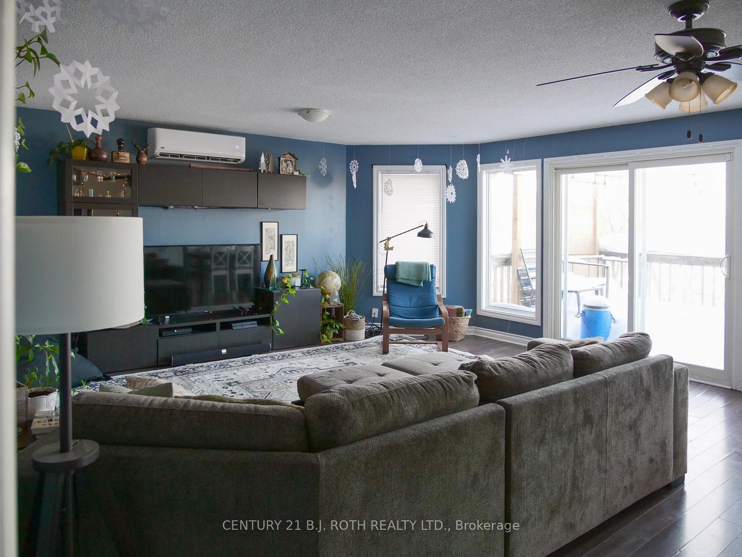 Photo 8 of 157A Cumberland Street, Barrie, Allandale — HOMEH