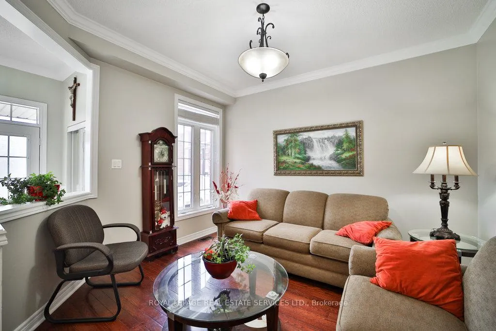 Photo 6 of 44 Game Creek Crescent, Brampton, Northwest Sandalwood Parkway — HOMEH