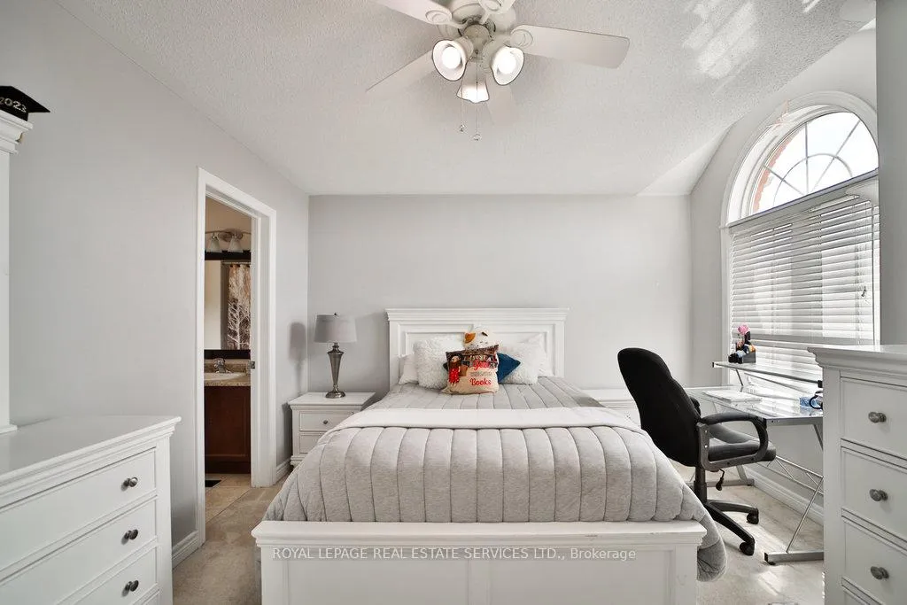 Photo 28 of 44 Game Creek Crescent, Brampton, Northwest Sandalwood Parkway — HOMEH