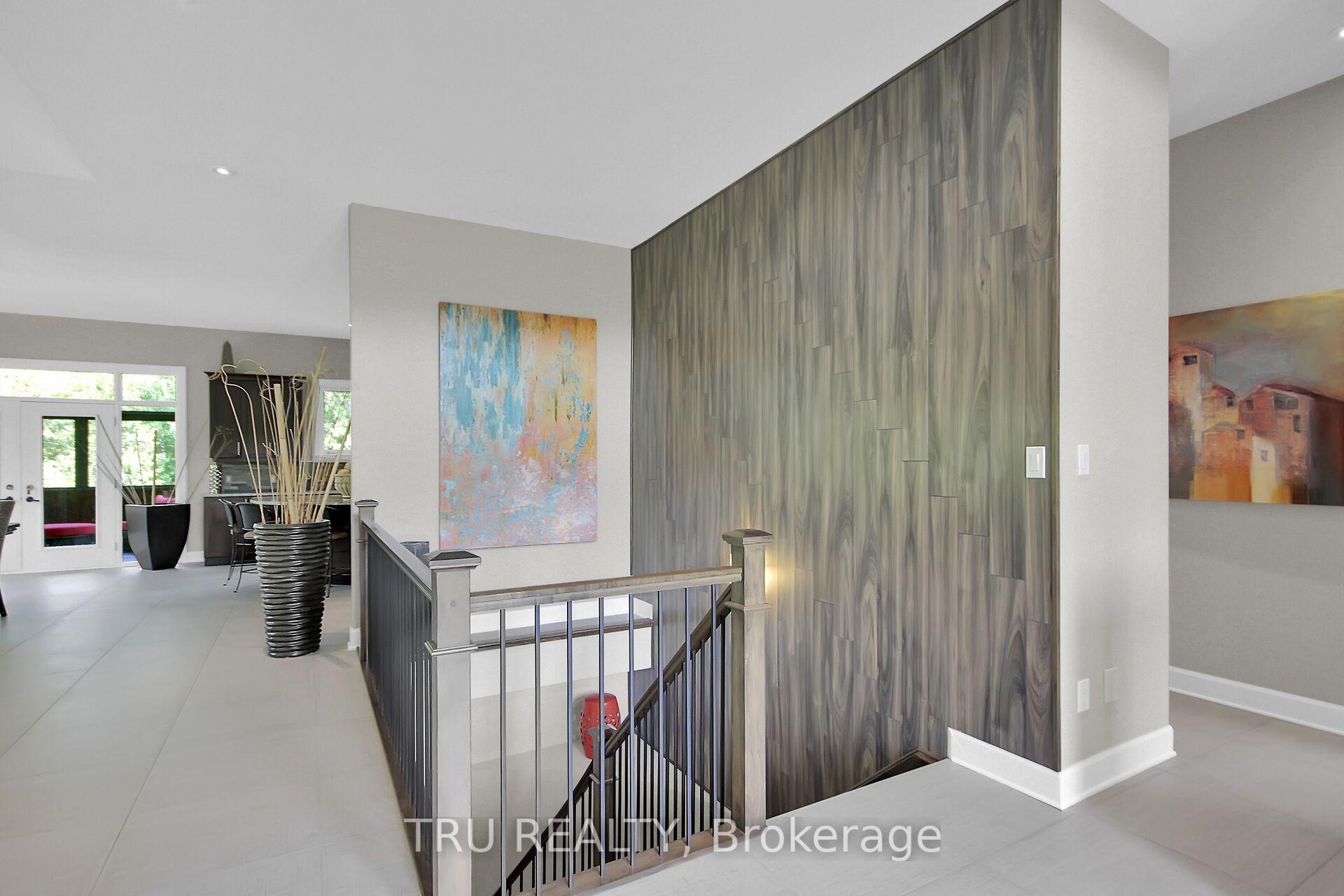 Photo 3 of 7909 Parkway Road, Ottawa, Osgoode Twp North of Reg Rd 6 — HOMEH
