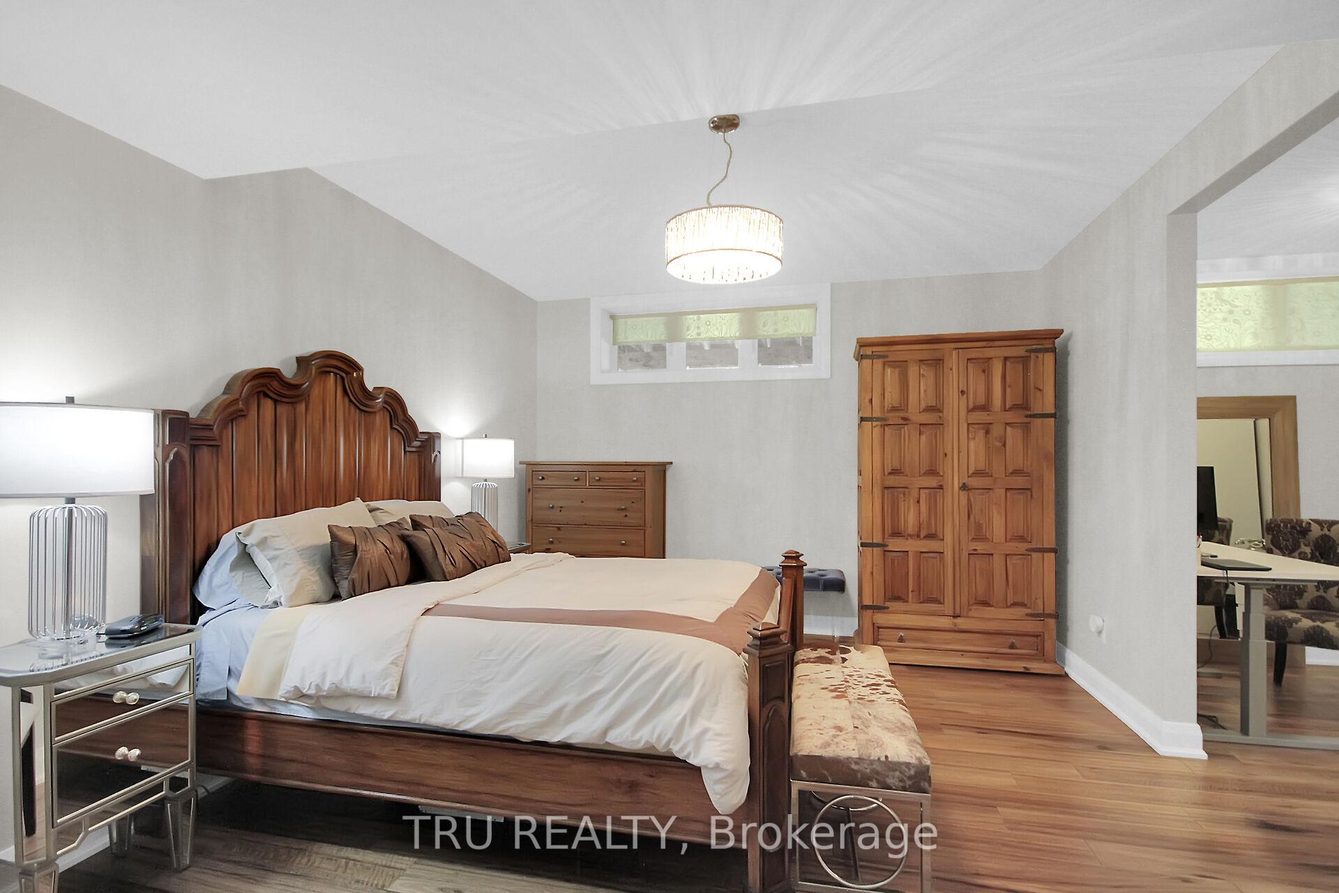 Photo 35 of 7909 Parkway Road, Ottawa, Osgoode Twp North of Reg Rd 6 — HOMEH