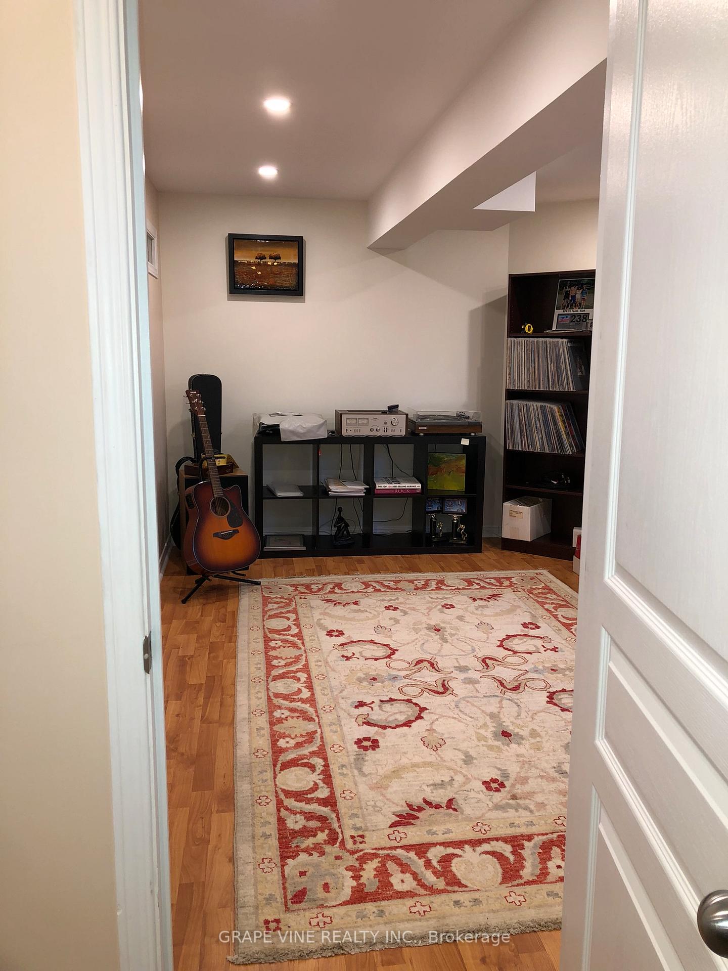 Photo 18 of 1035 Red Spruce Street, Ottawa, Riverside South/Gloucester Glen — HOMEH