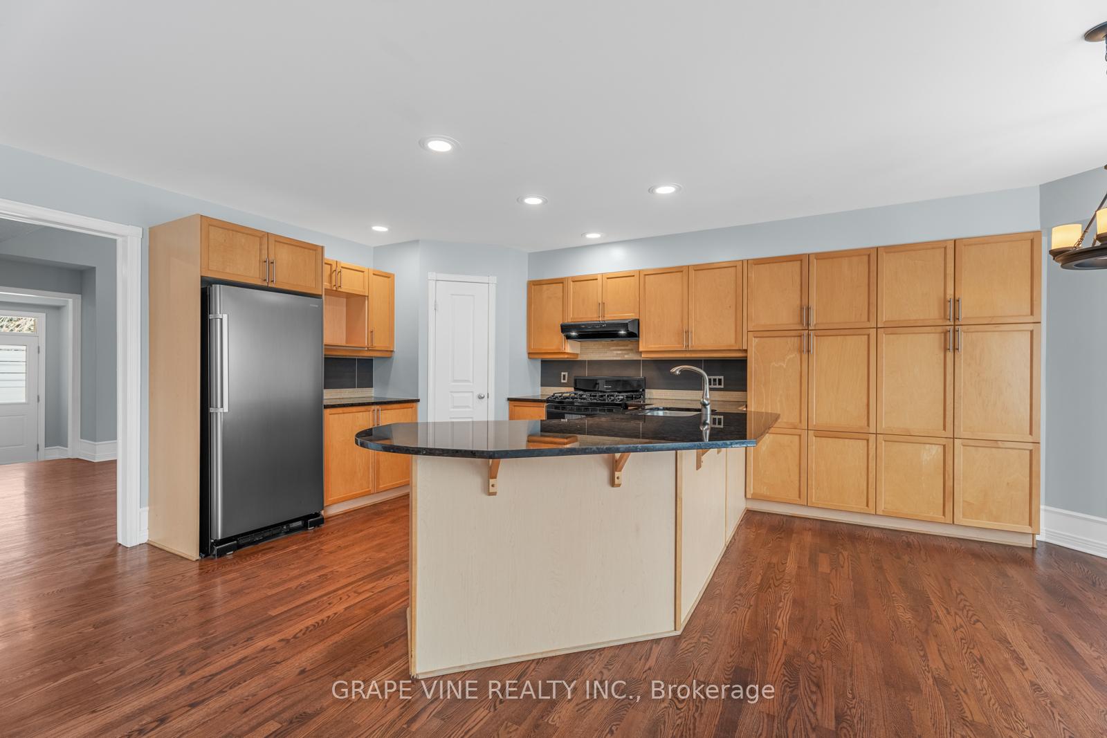 Photo 27 of 1035 Red Spruce Street, Ottawa, Riverside South/Gloucester Glen — HOMEH