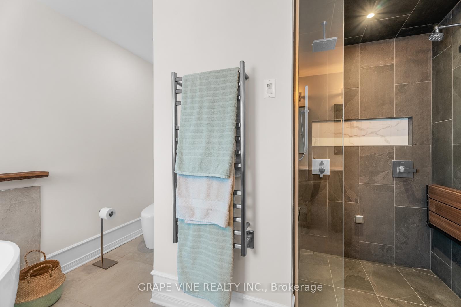 Photo 32 of 1035 Red Spruce Street, Ottawa, Riverside South/Gloucester Glen — HOMEH
