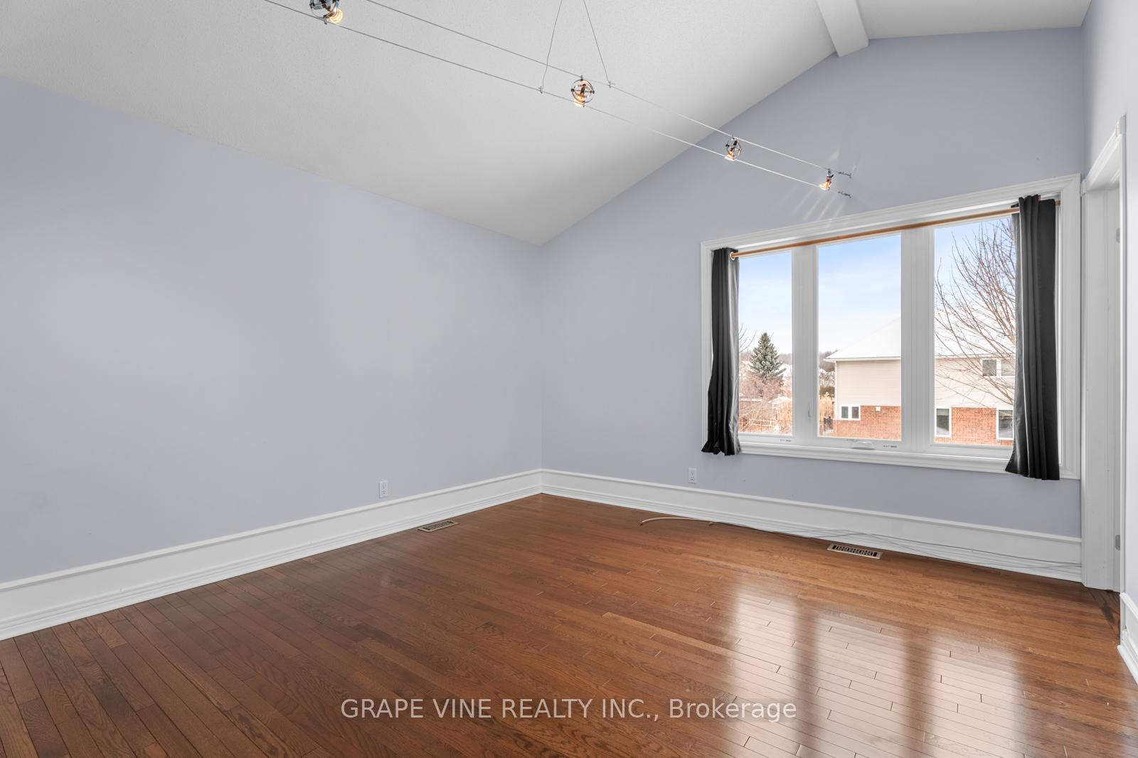 Photo 34 of 1035 Red Spruce Street, Ottawa, Riverside South/Gloucester Glen — HOMEH