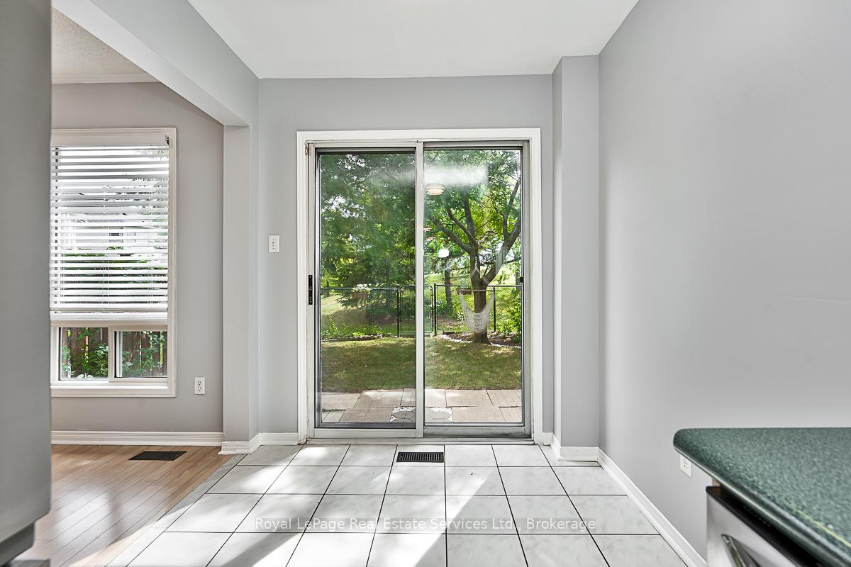 Photo 10 of 5148 Silvercreek Drive, Burlington, Uptown — HOMEH