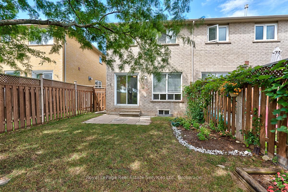 Photo 23 of 5148 Silvercreek Drive, Burlington, Uptown — HOMEH