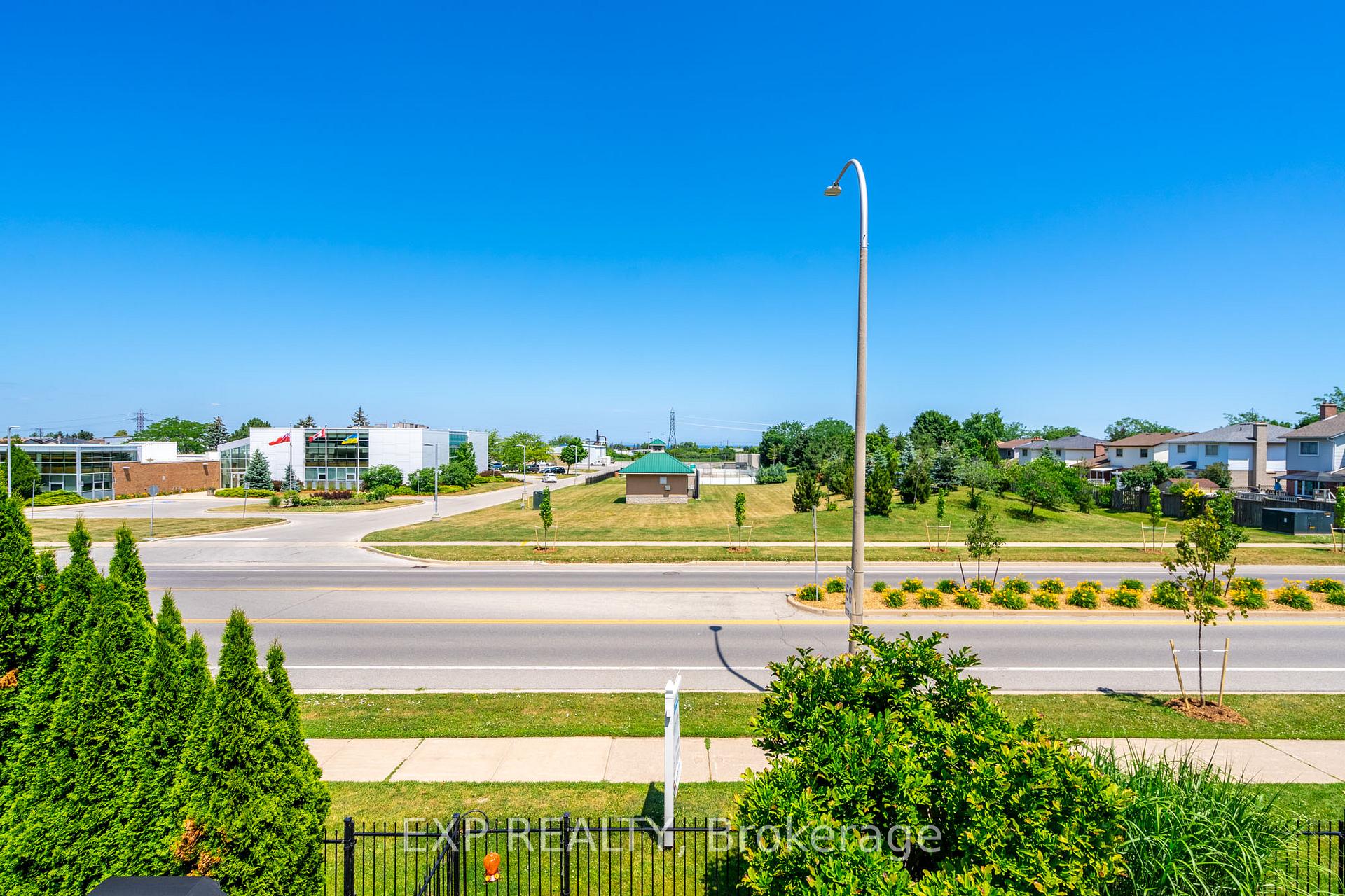 Photo 18 of Unit 28, 8 Hemlock Way, Grimsby, Grimsby West — HOMEH