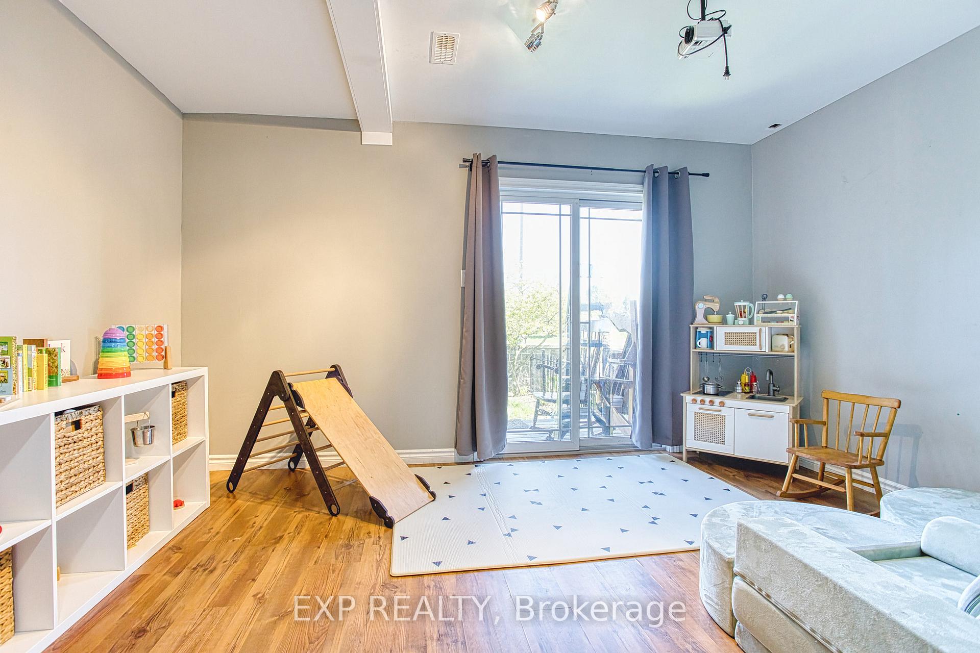 Photo 30 of Unit 28, 8 Hemlock Way, Grimsby, Grimsby West — HOMEH
