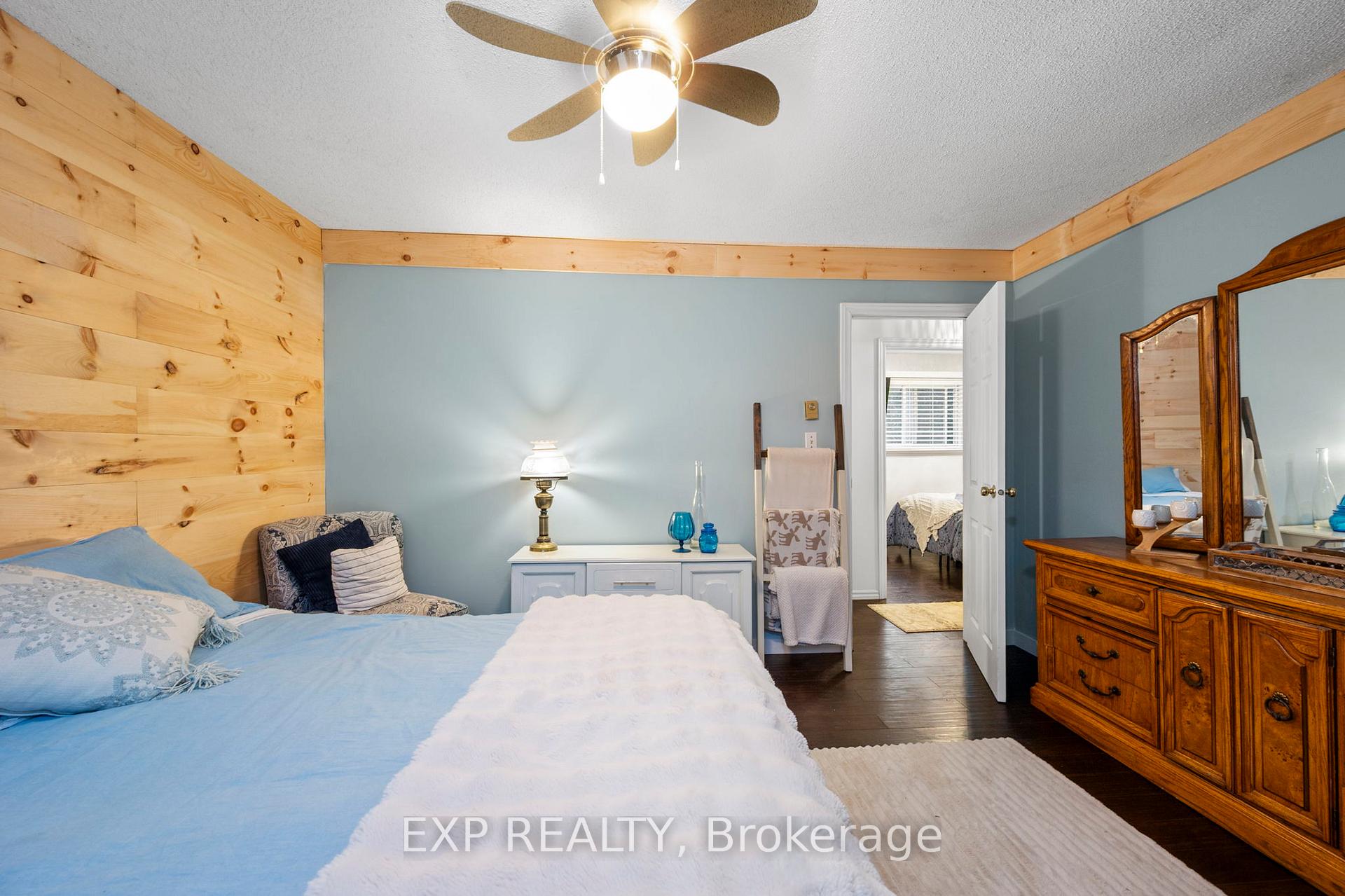 Photo 22 of 75 Brook Crescent, Georgina, Pefferlaw — HOMEH