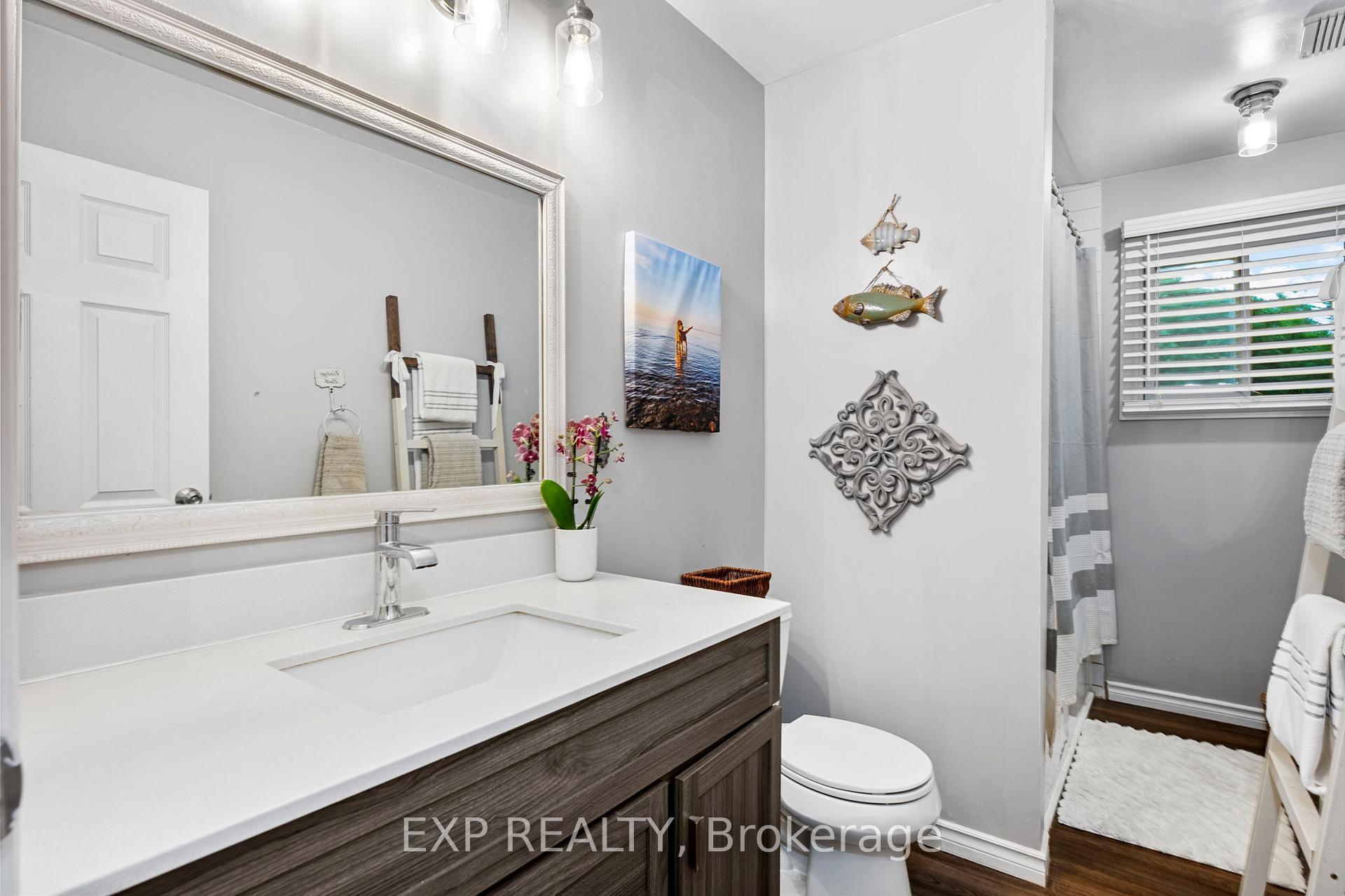 Photo 27 of 75 Brook Crescent, Georgina, Pefferlaw — HOMEH