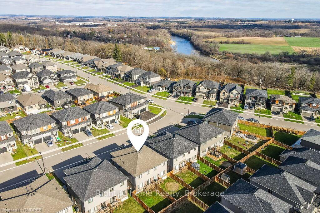 Photo 4 of 31 Baker Lane, Brant — HOMEH