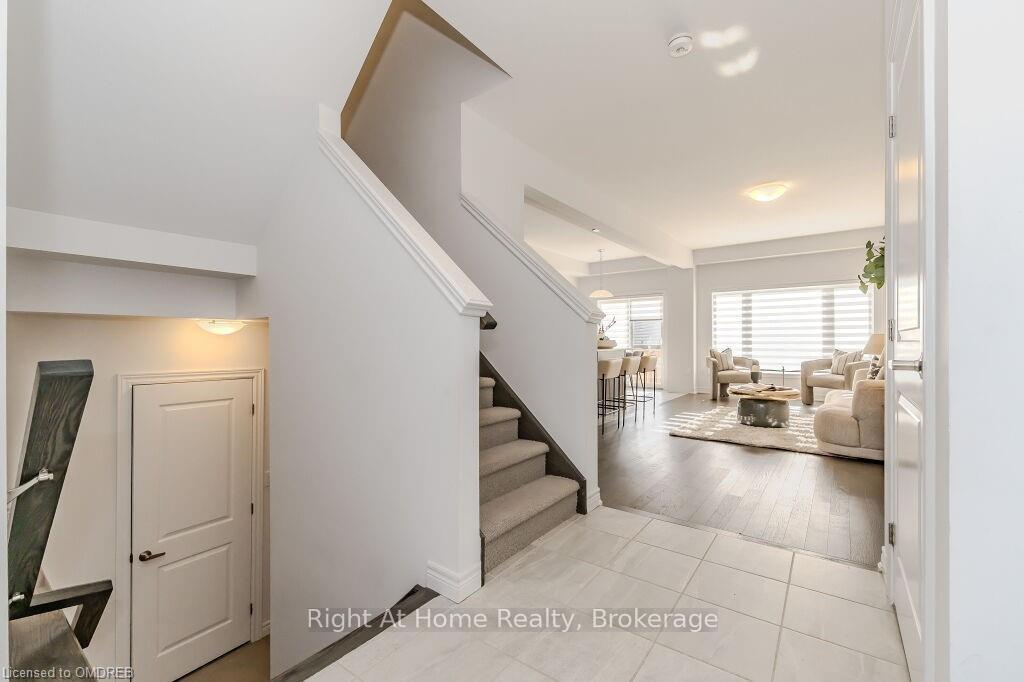 Photo 13 of 31 Baker Lane, Brant — HOMEH
