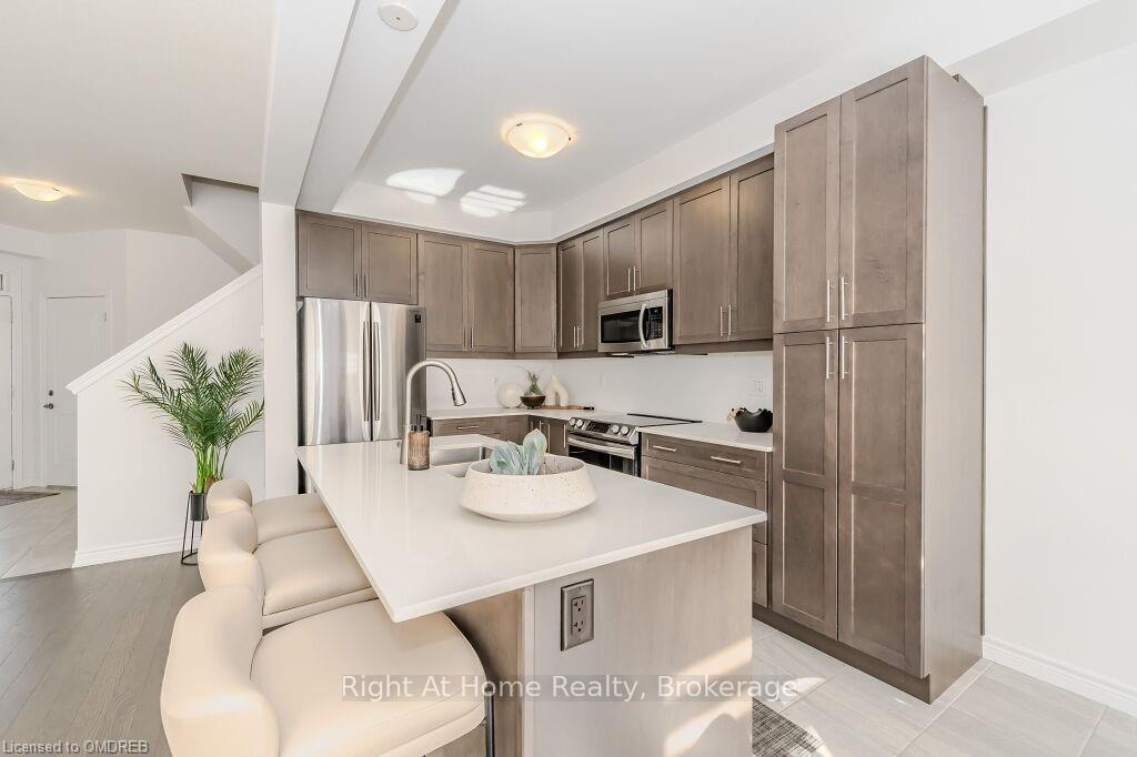 Photo 24 of 31 Baker Lane, Brant — HOMEH