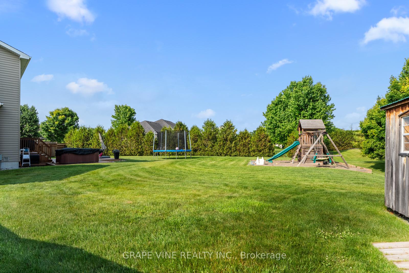 Photo 4 of 8055 Craig Farm Drive, Ottawa, Metcalfe — HOMEH