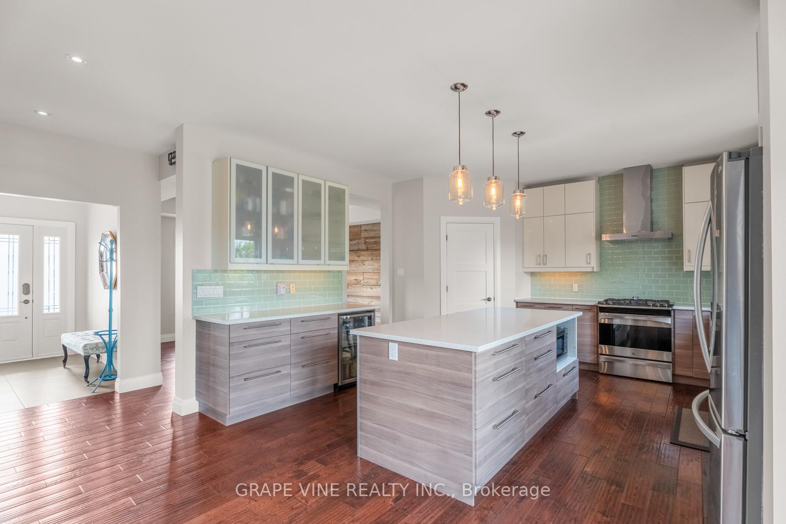Photo 12 of 8055 Craig Farm Drive, Ottawa, Metcalfe — HOMEH