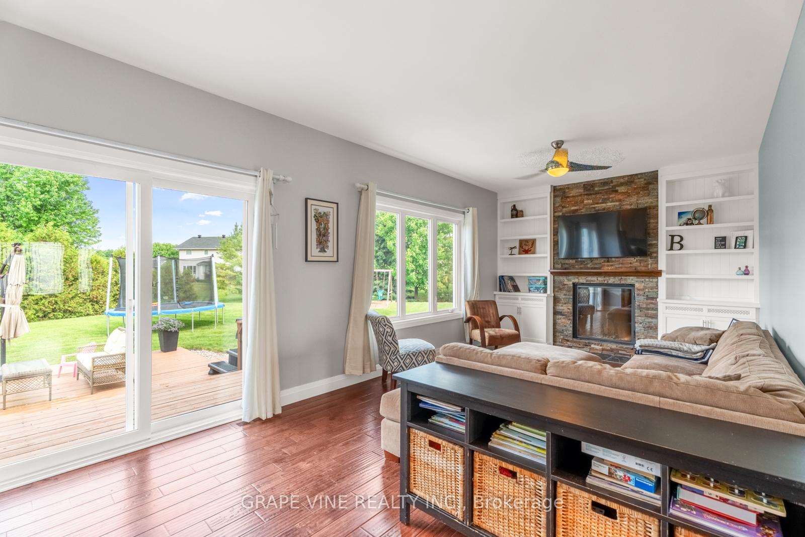 Photo 14 of 8055 Craig Farm Drive, Ottawa, Metcalfe — HOMEH