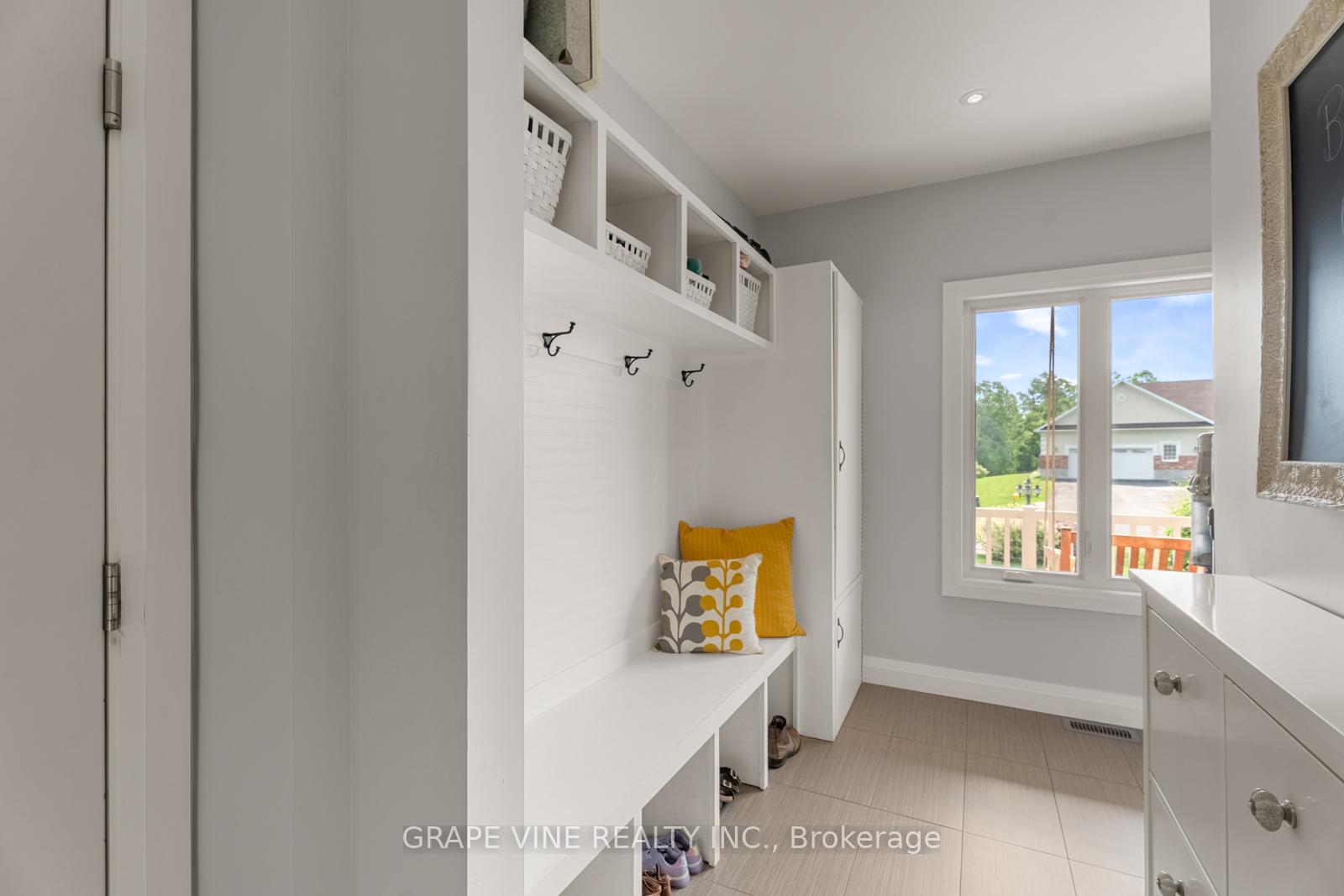 Photo 19 of 8055 Craig Farm Drive, Ottawa, Metcalfe — HOMEH