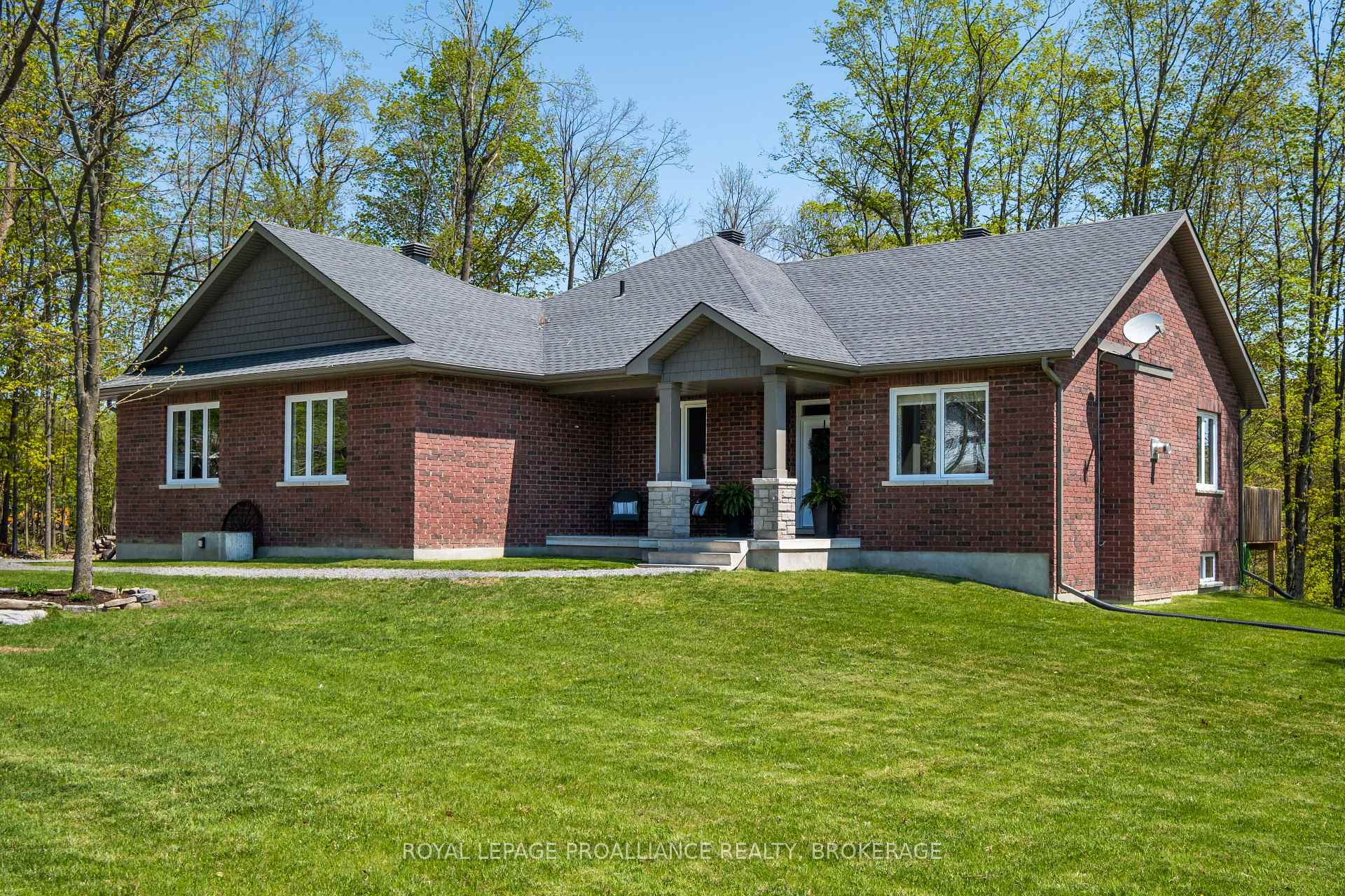 Photo 1 of 4470 Larry York Road, Frontenac, Frontenac South — HOMEH