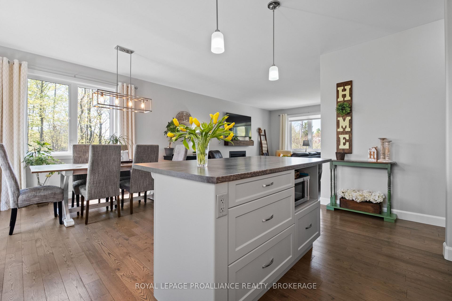 Photo 11 of 4470 Larry York Road, Frontenac, Frontenac South — HOMEH