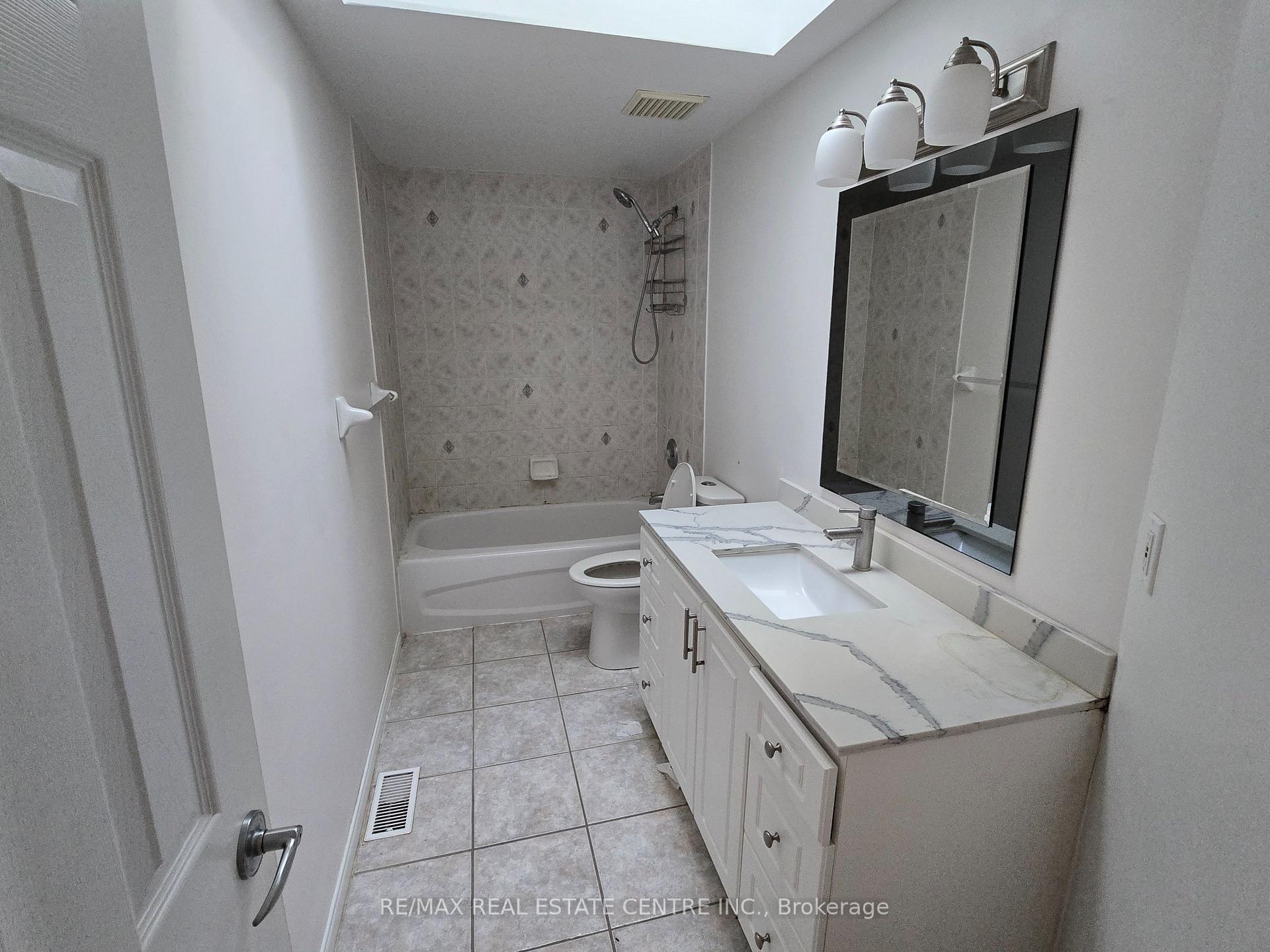 Photo 7 of 84 Marsh Crescent, Guelph, Pineridge/Westminster Woods — HOMEH