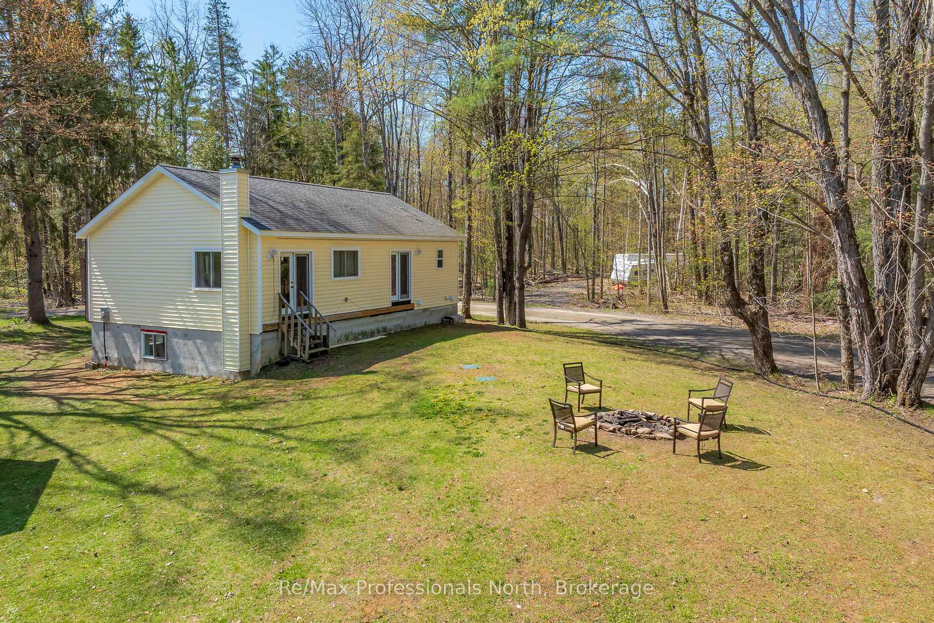 Front of 1011 Fitchett Lane